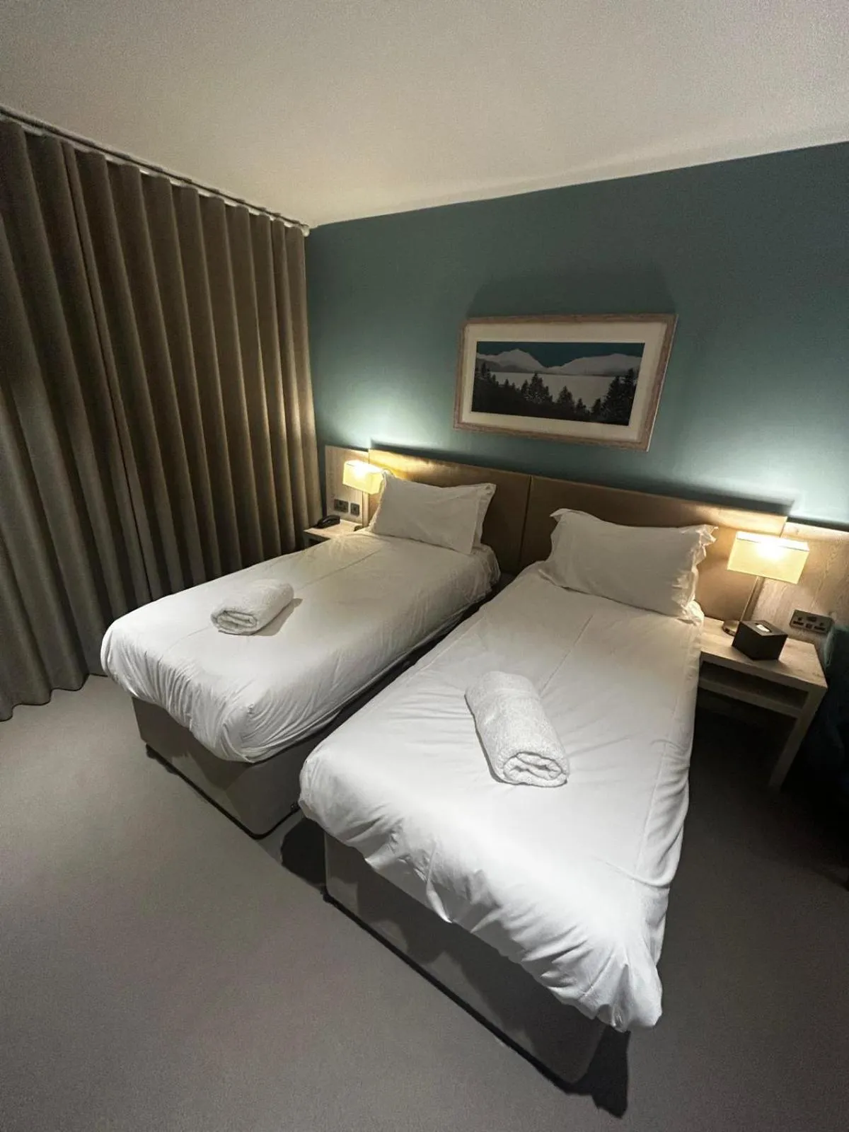 Bed in The Ro Hotel Windermere