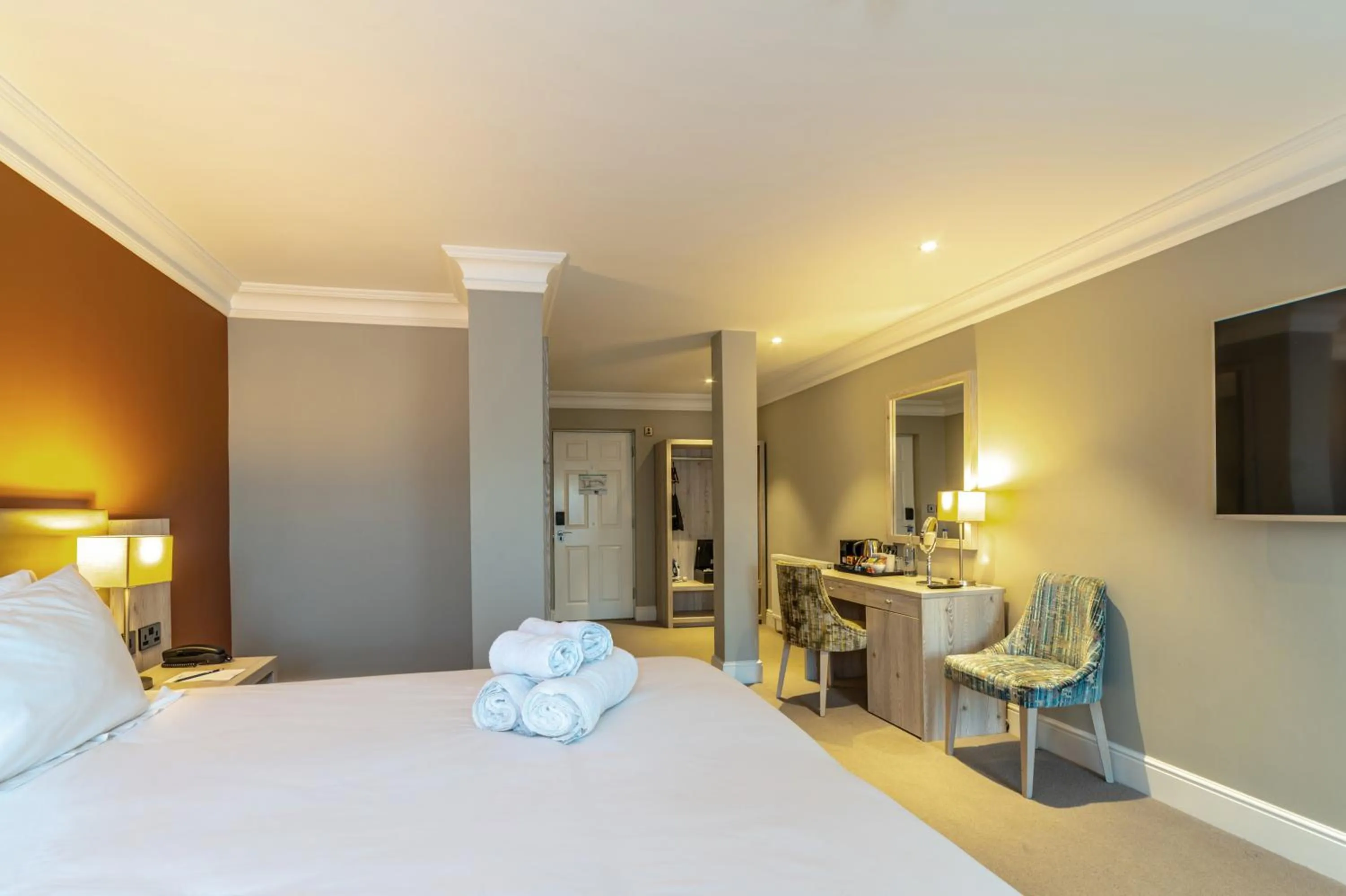 acessibility, Bed in The Ro Hotel Windermere