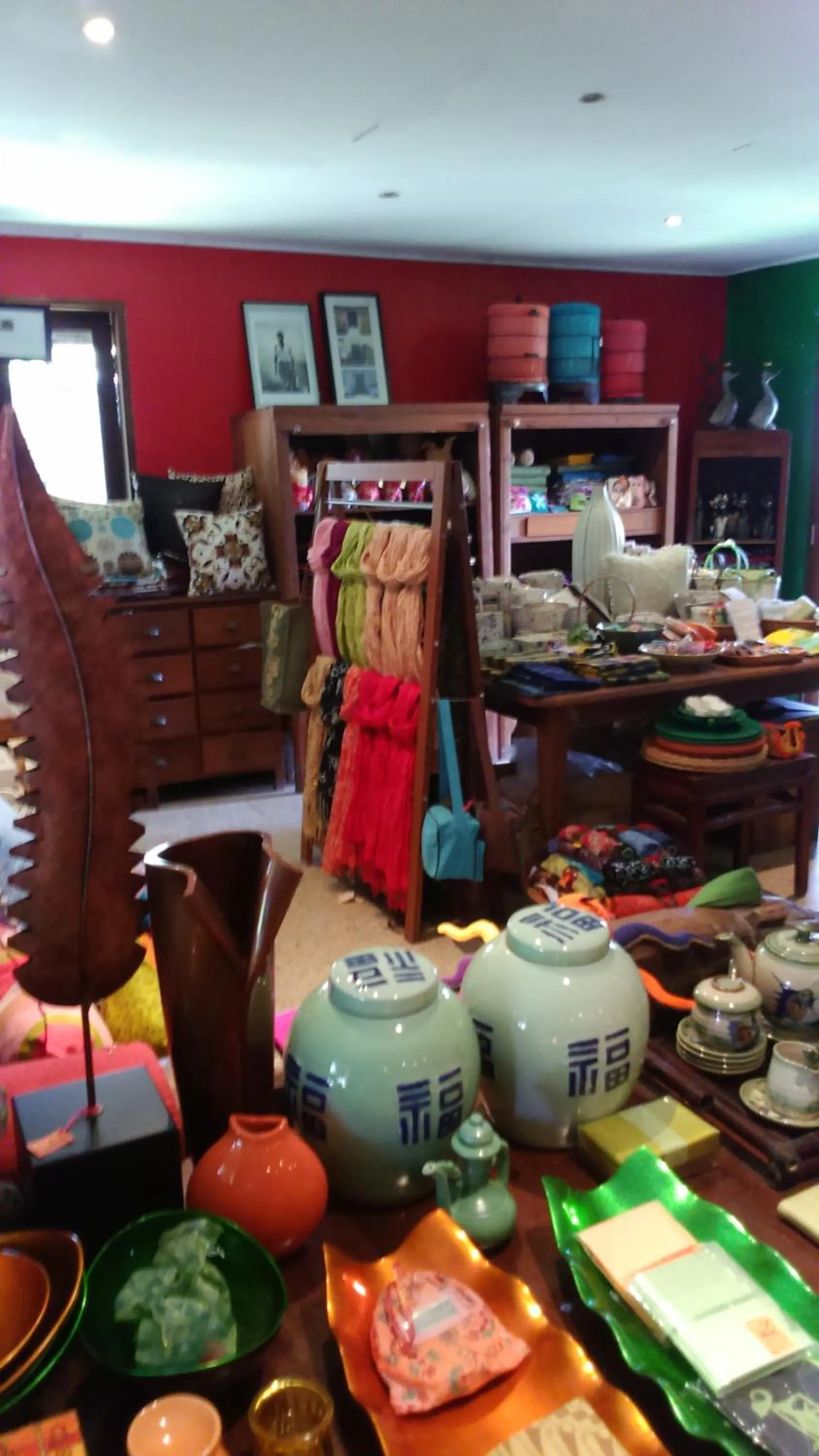 On-site shops in Bon Ton Antique Wooden Villas