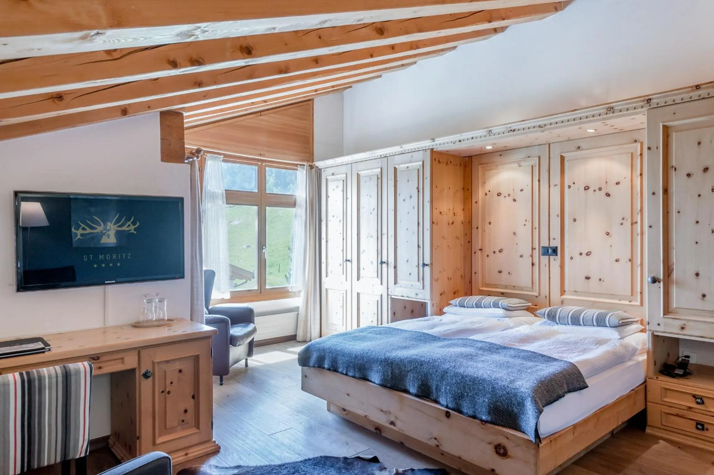 Photo of the whole room, Bed in Boutique Hotel Cervus