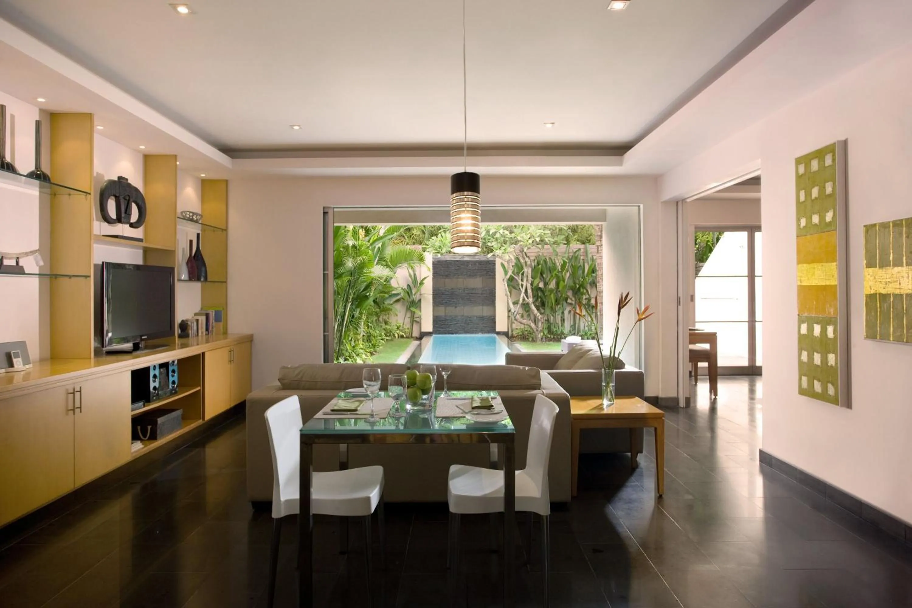 Dining area in Bali Island Villas and Spa Seminyak