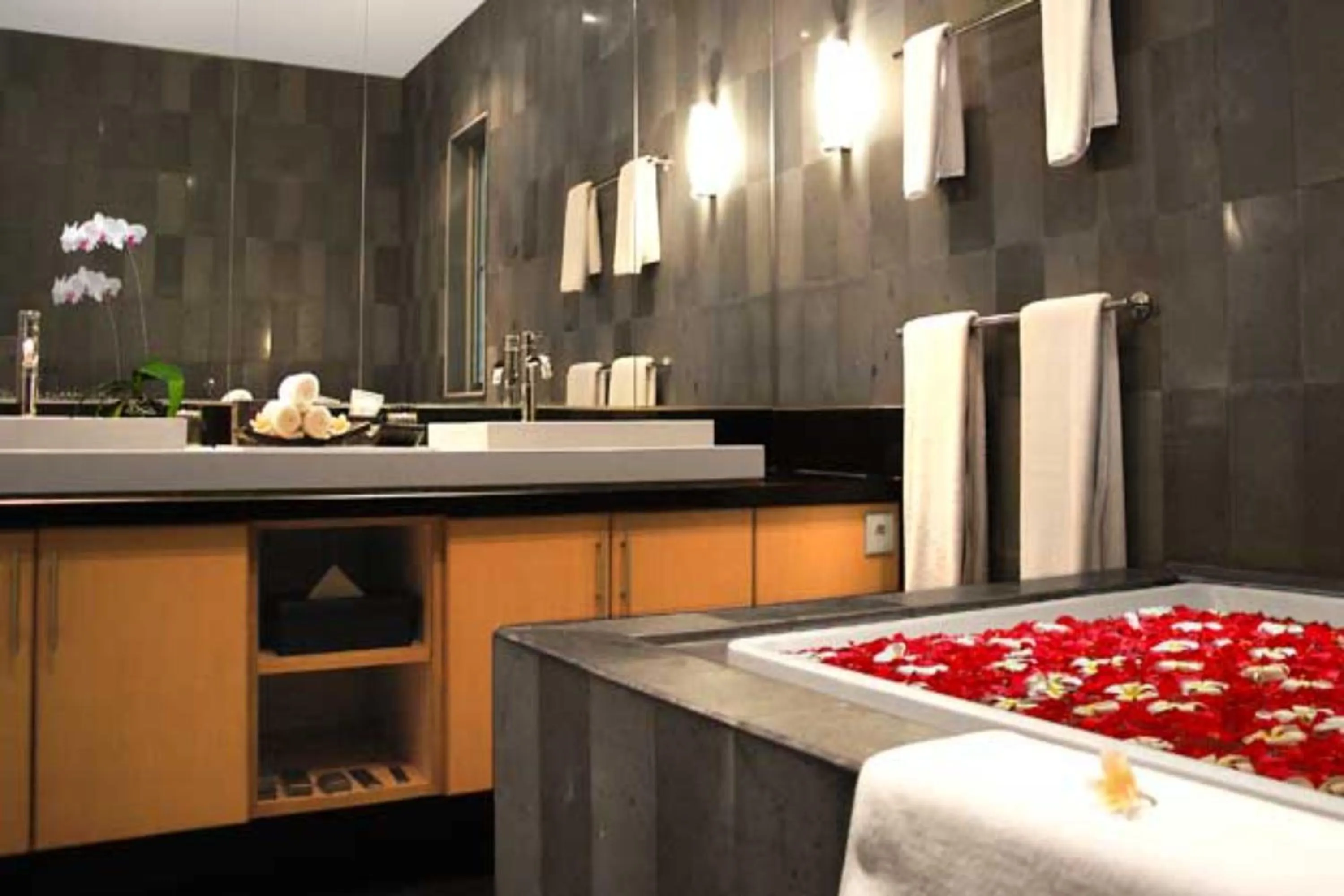 Bathroom in Bali Island Villas and Spa Seminyak