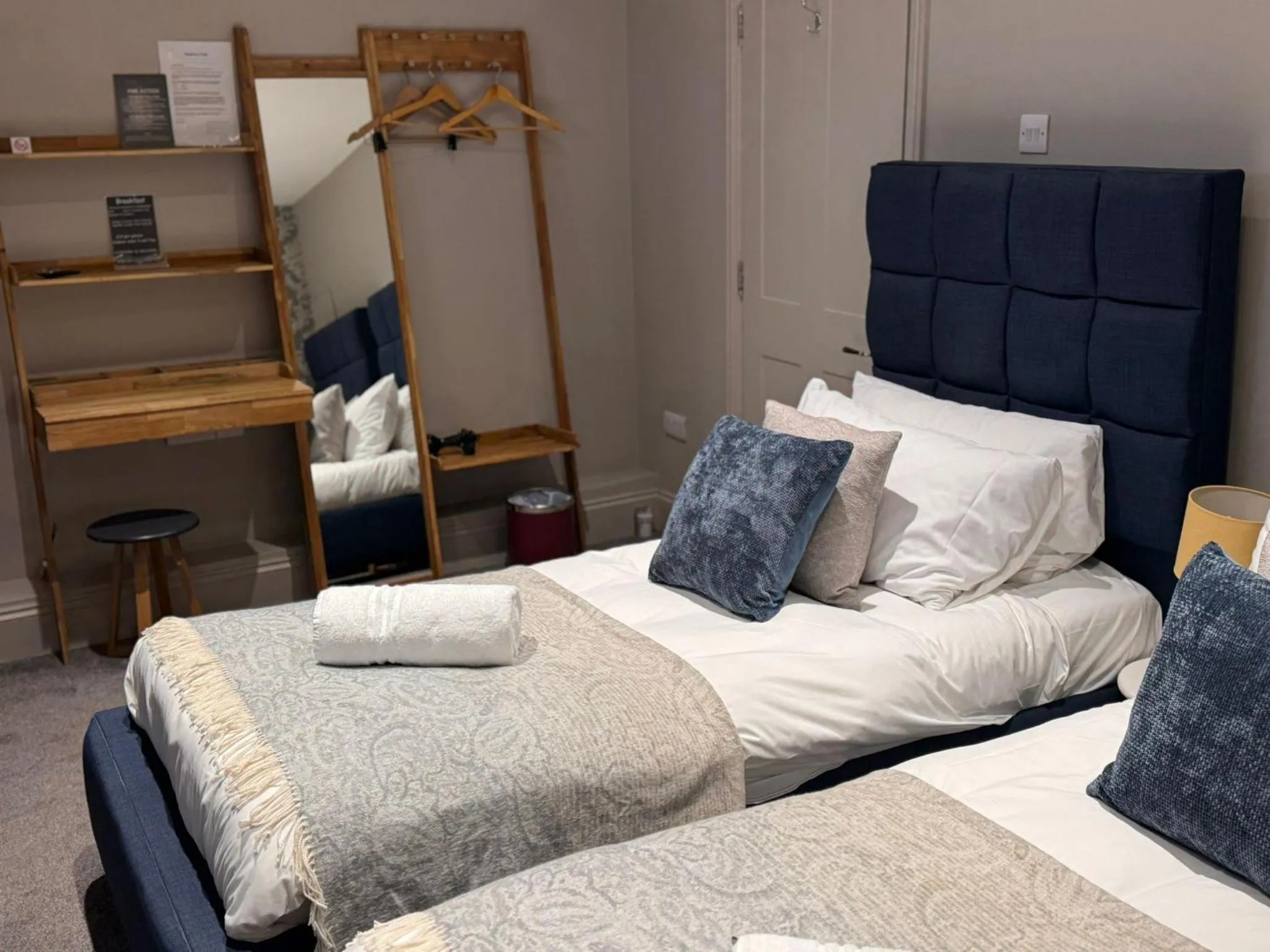 Bedroom, Bed in Regency House