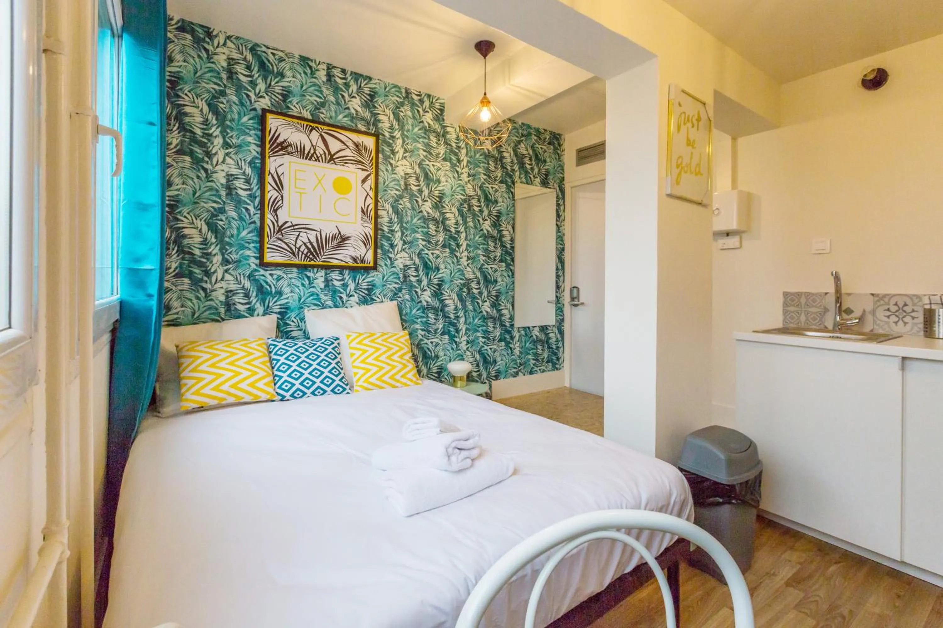 Bedroom, Bed in WS Champs Elysées - Ponthieu