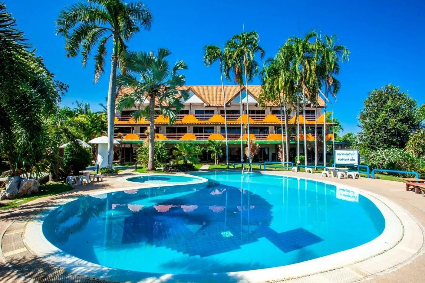 Garden in Duenshine Resort