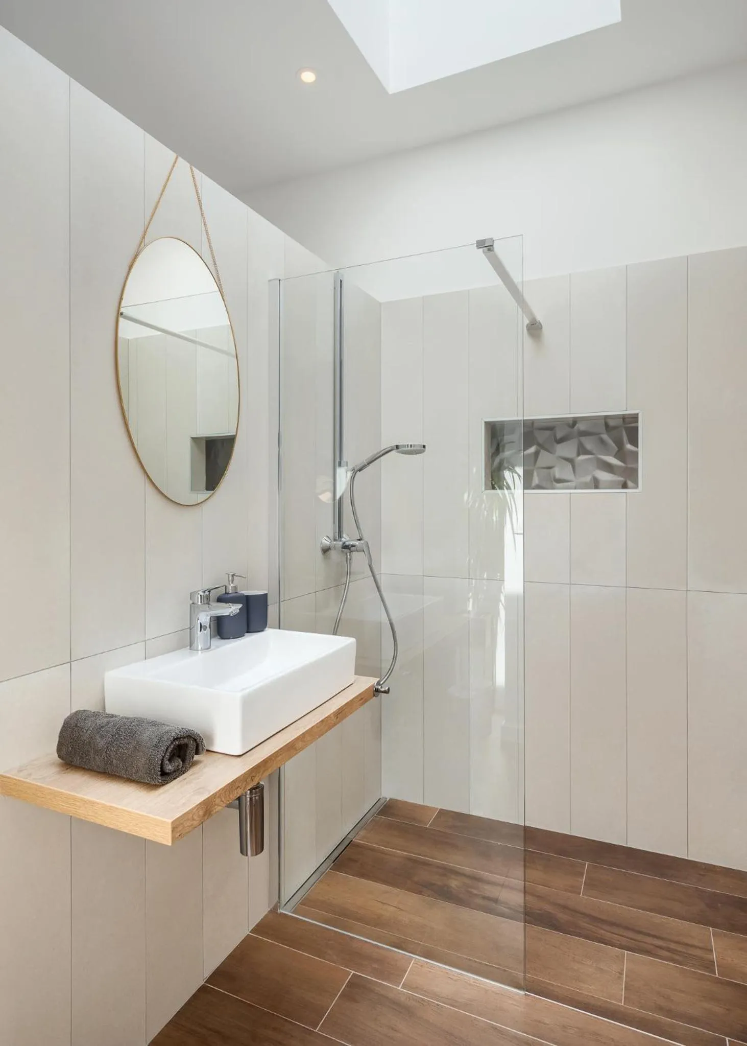 Shower in Belvedere Holidays Villas