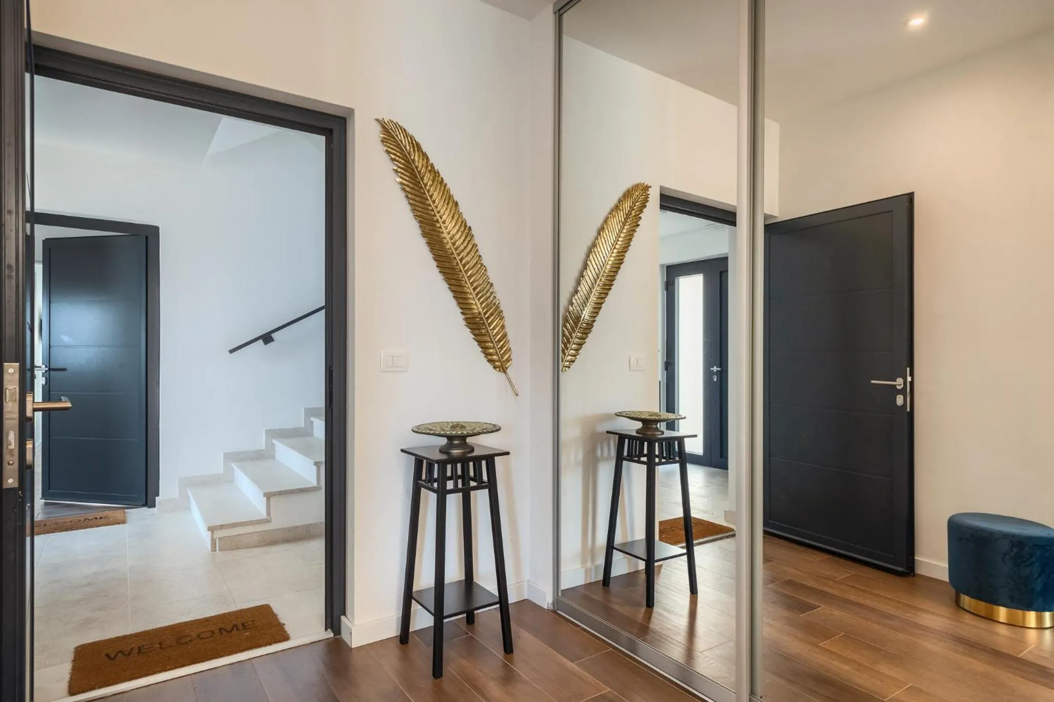 Facade/entrance, Bed in Belvedere Holidays Villas