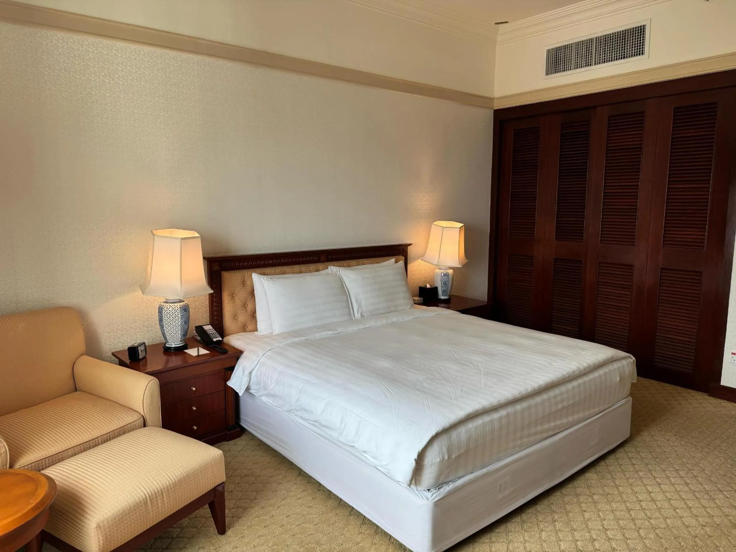 Bed in Gurney Bay Hotel, A PARKROYAL Partner Hotel