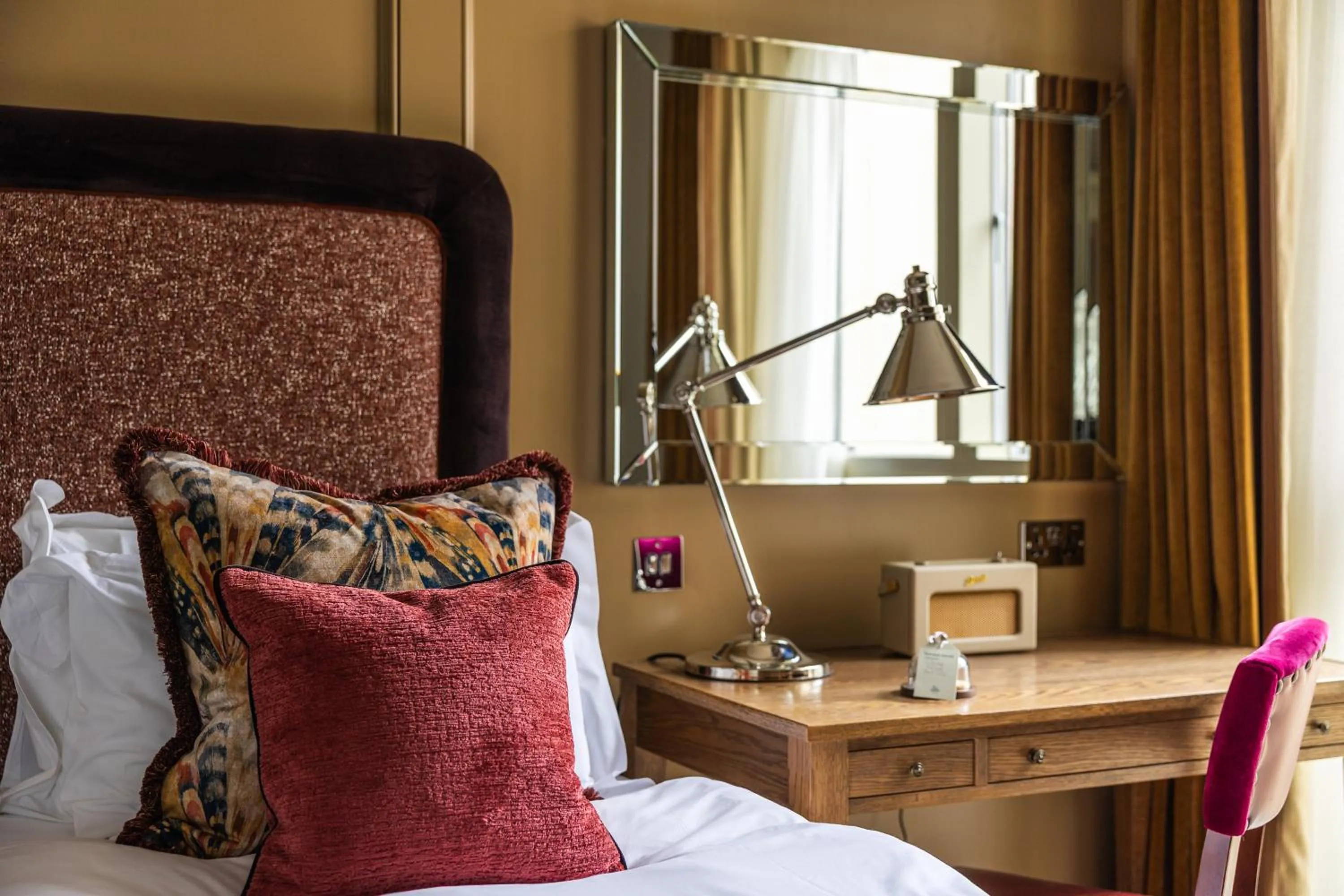 Bedroom, Bed in The Alma Hotel