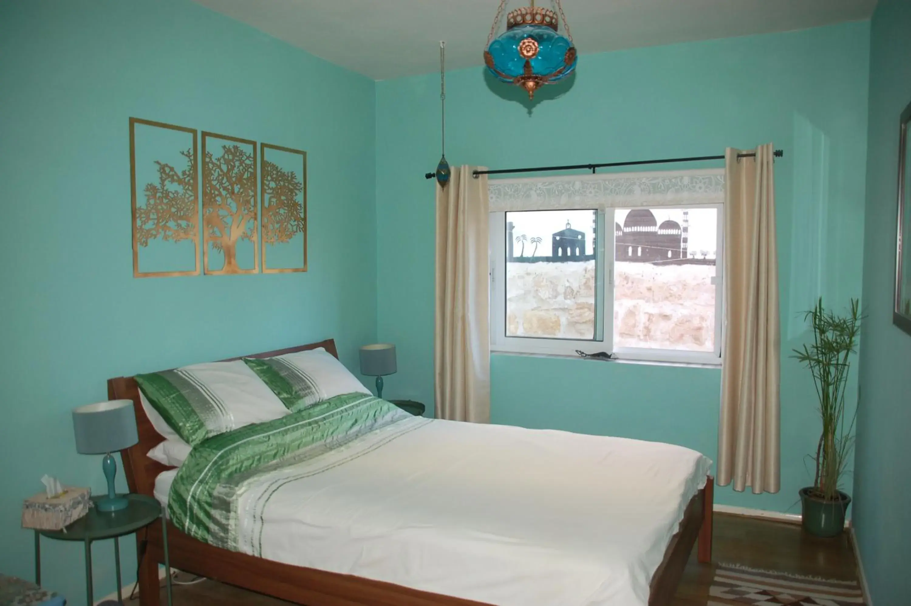 Double Room with Garden View - single occupancy in The Little B&B on the Hill Double Room with Garden View - single occupancy in The Little B&B on the Hill