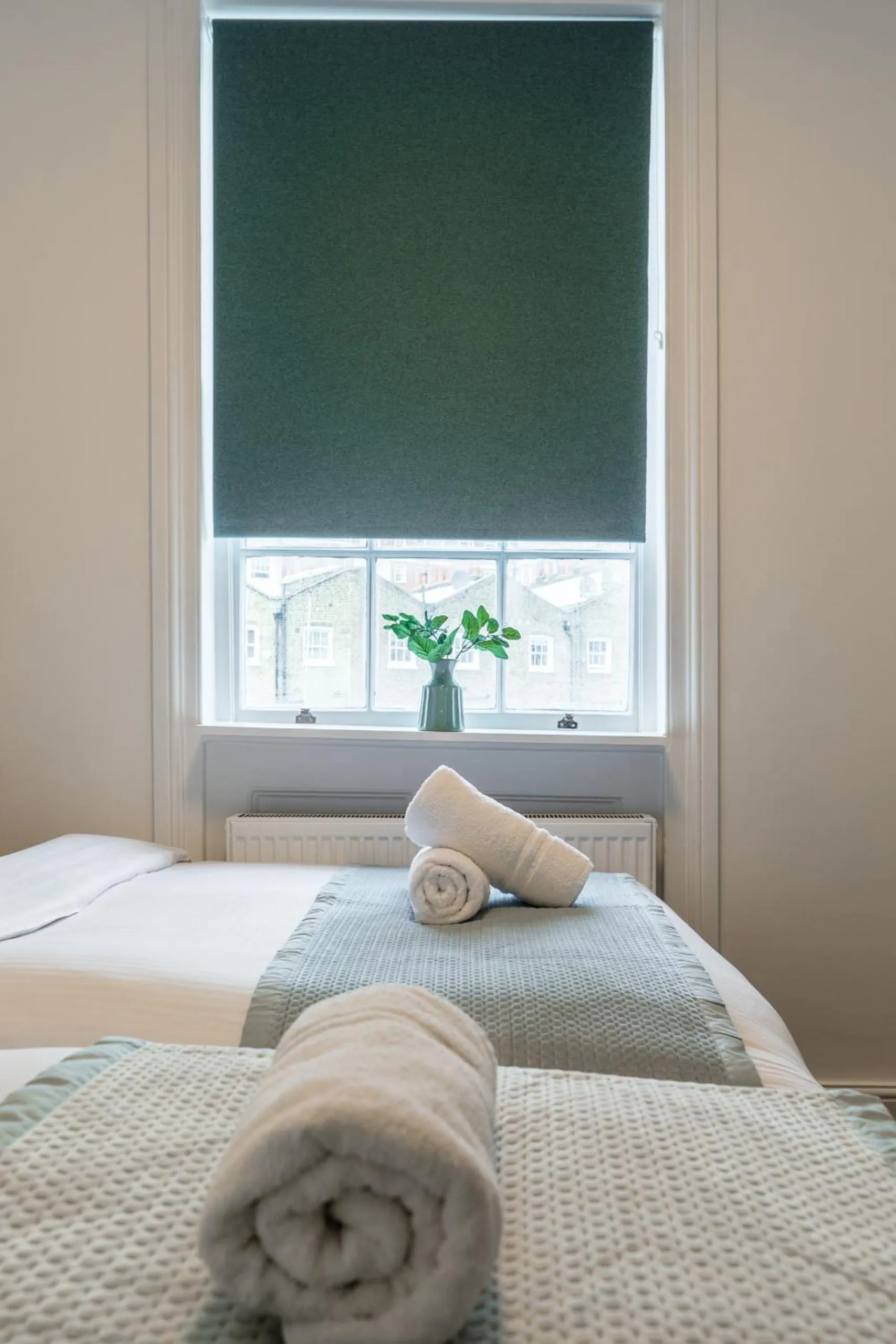 Bedroom, Bed in The Chapter Hotels - Griffin House