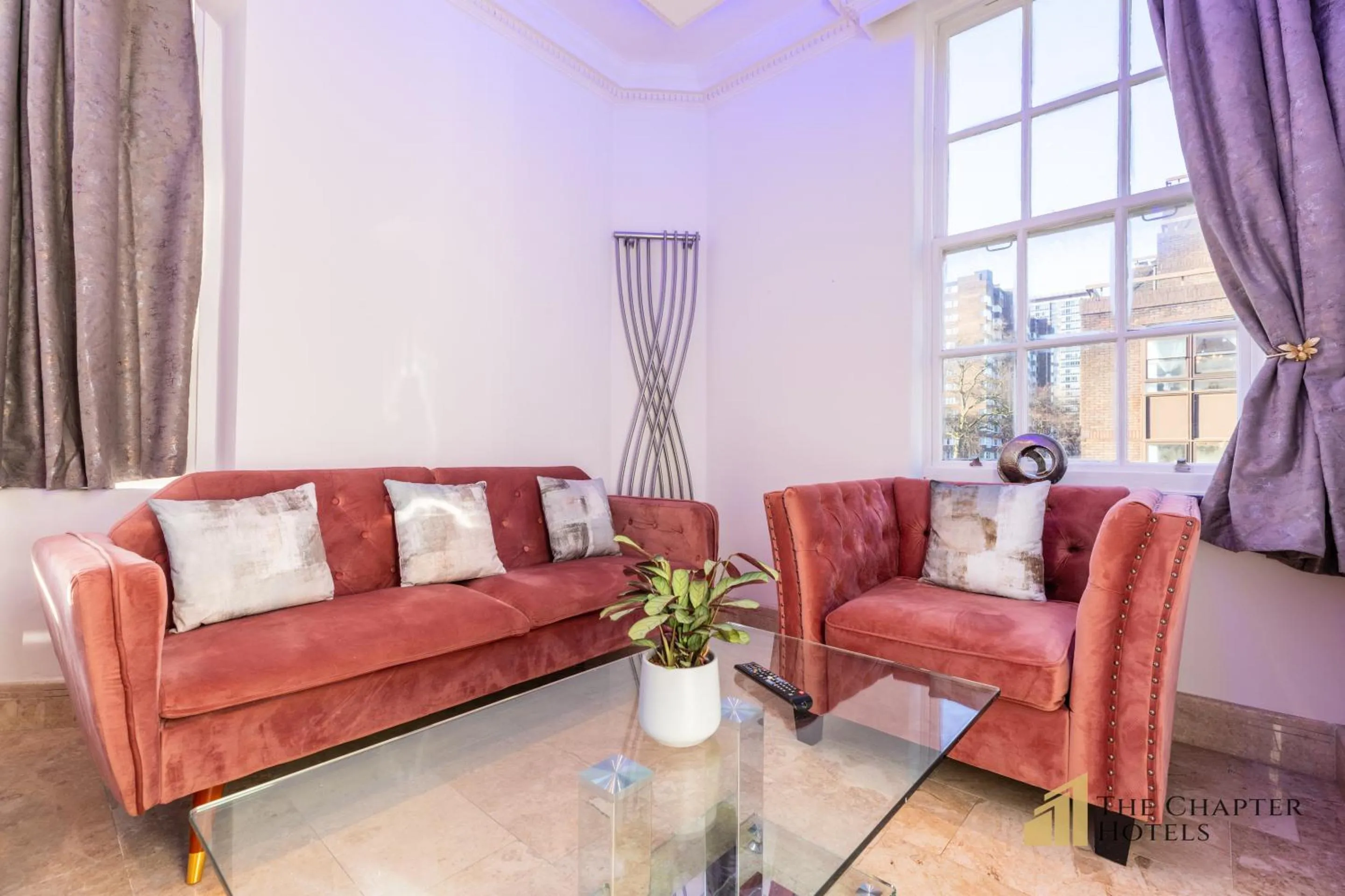 Living room in The Chapter Hotels - Griffin House