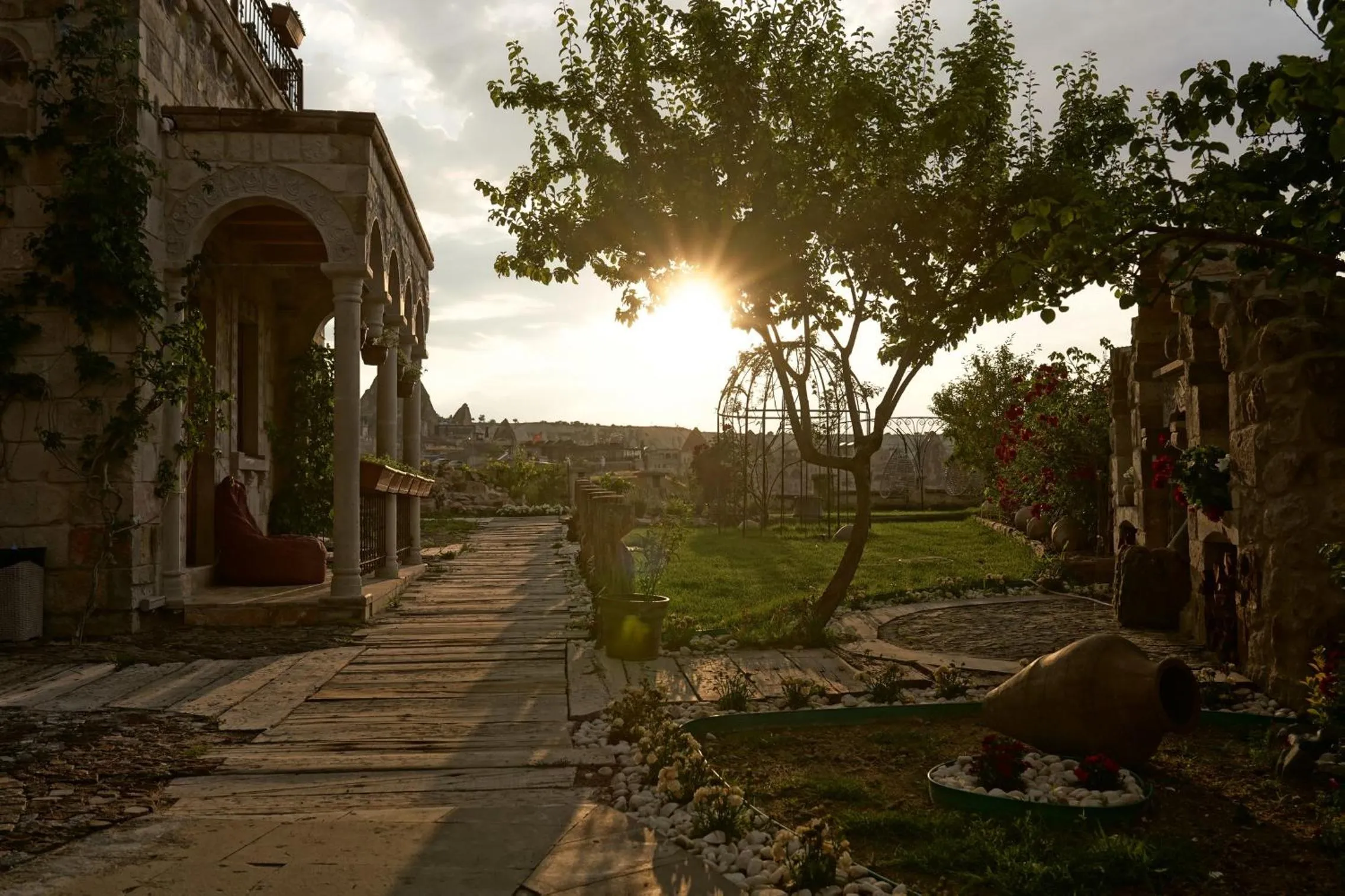 Garden in Panoramic Cave Hotel