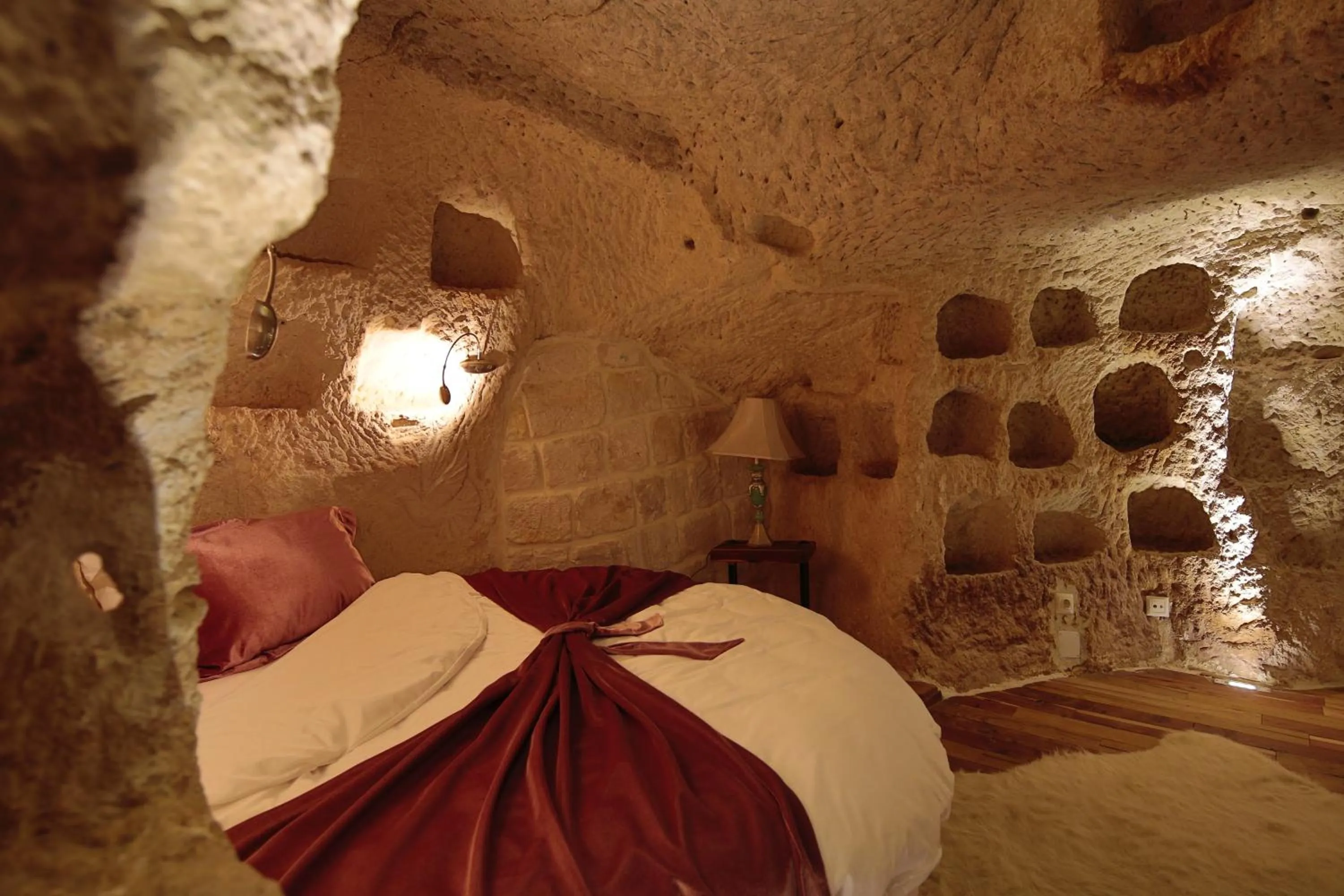 Photo of the whole room, Bed in Panoramic Cave Hotel