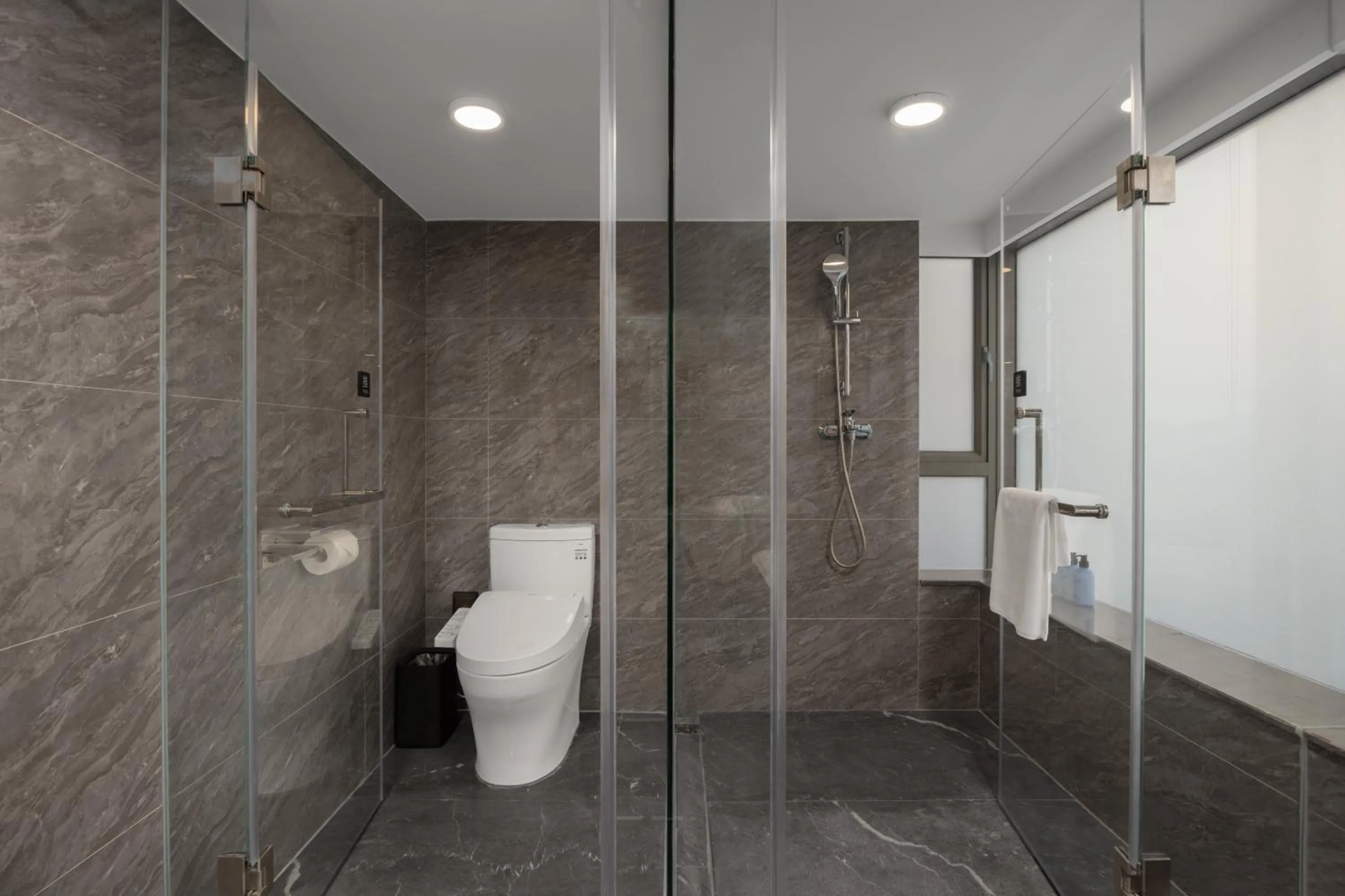 Shower in Sunflower Hotel &Residence, Futian Port Branch