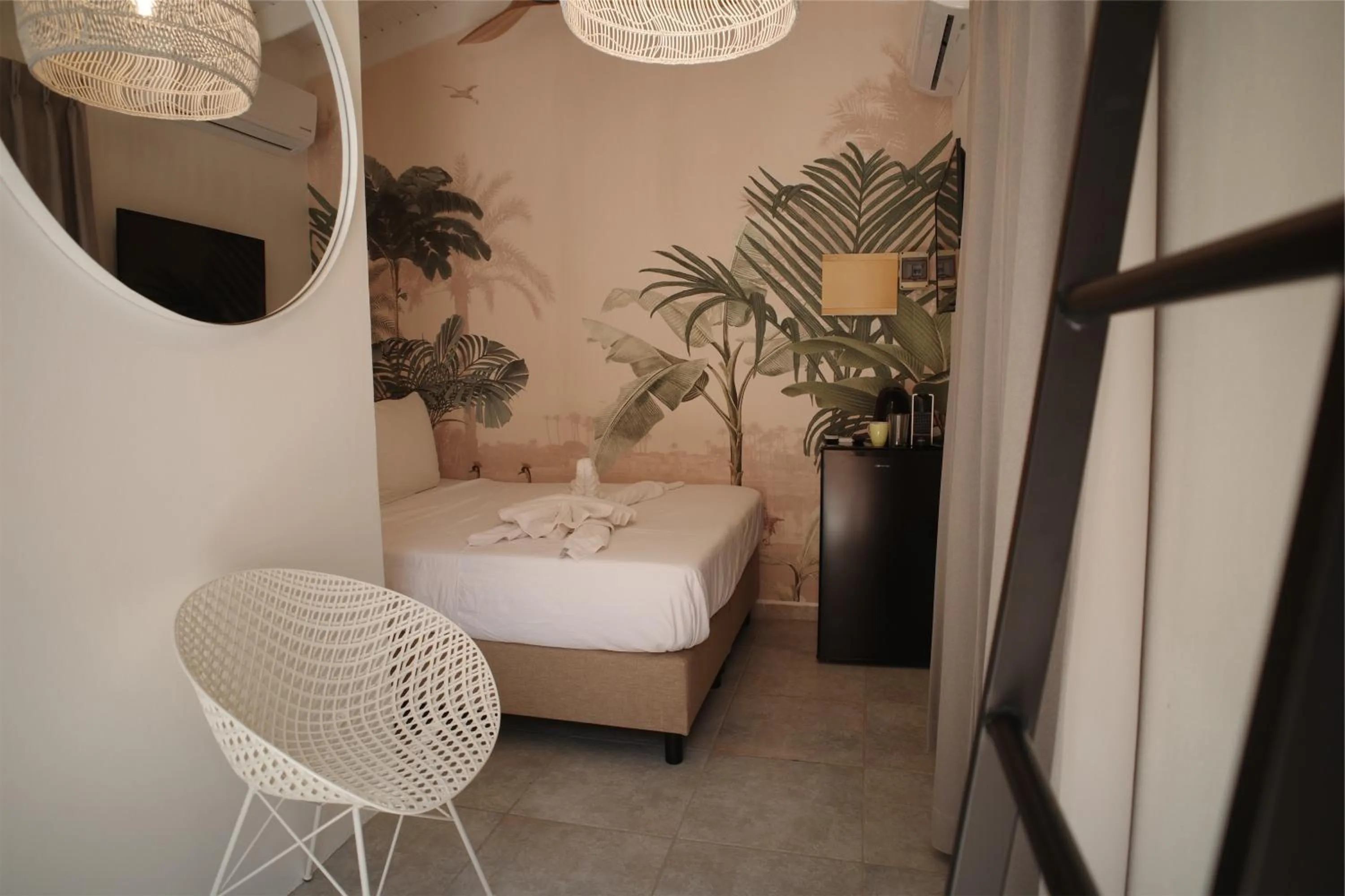 Photo of the whole room, Bed in The Lizard Boutique Hotel