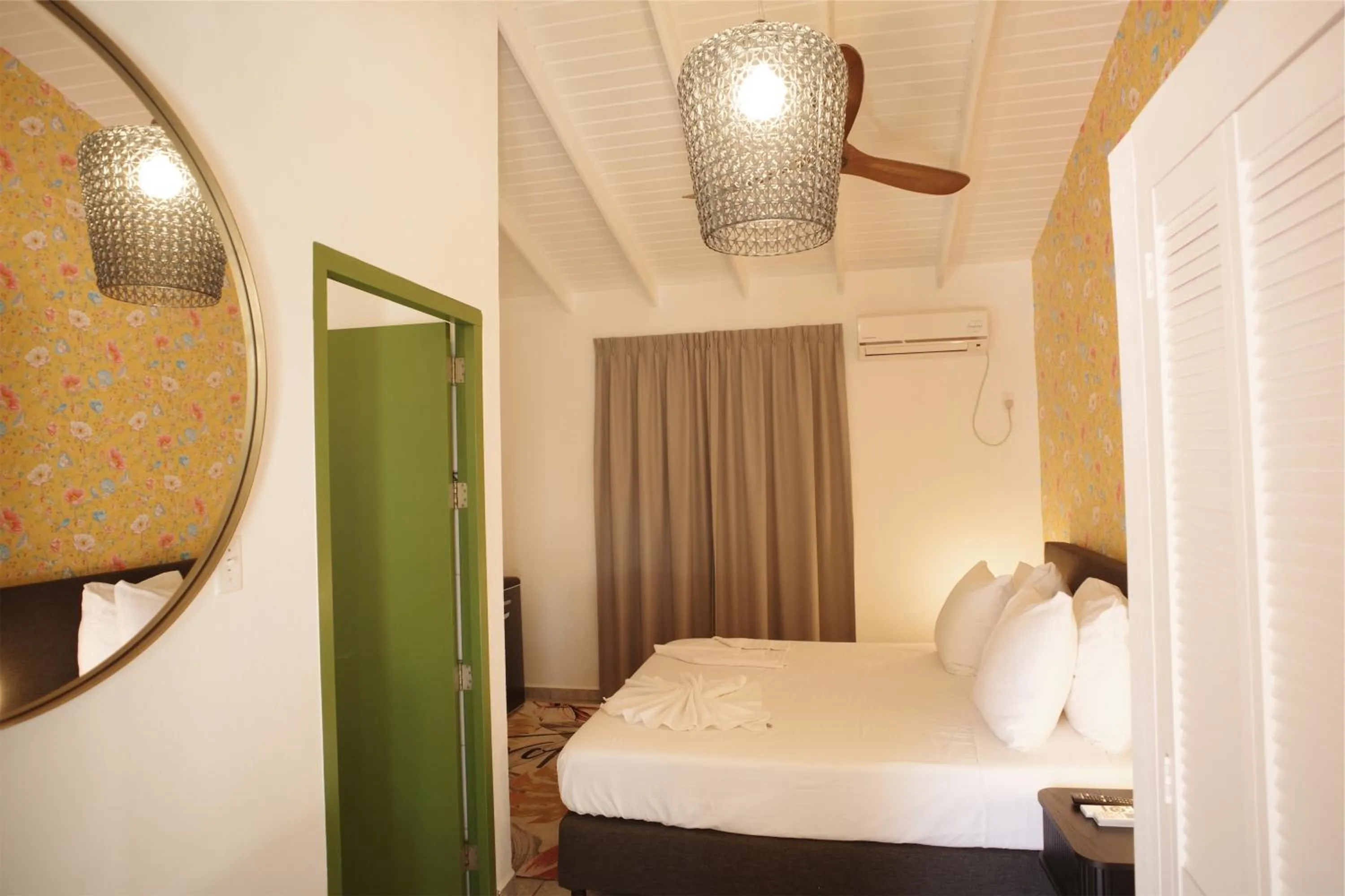 Bed in The Lizard Boutique Hotel