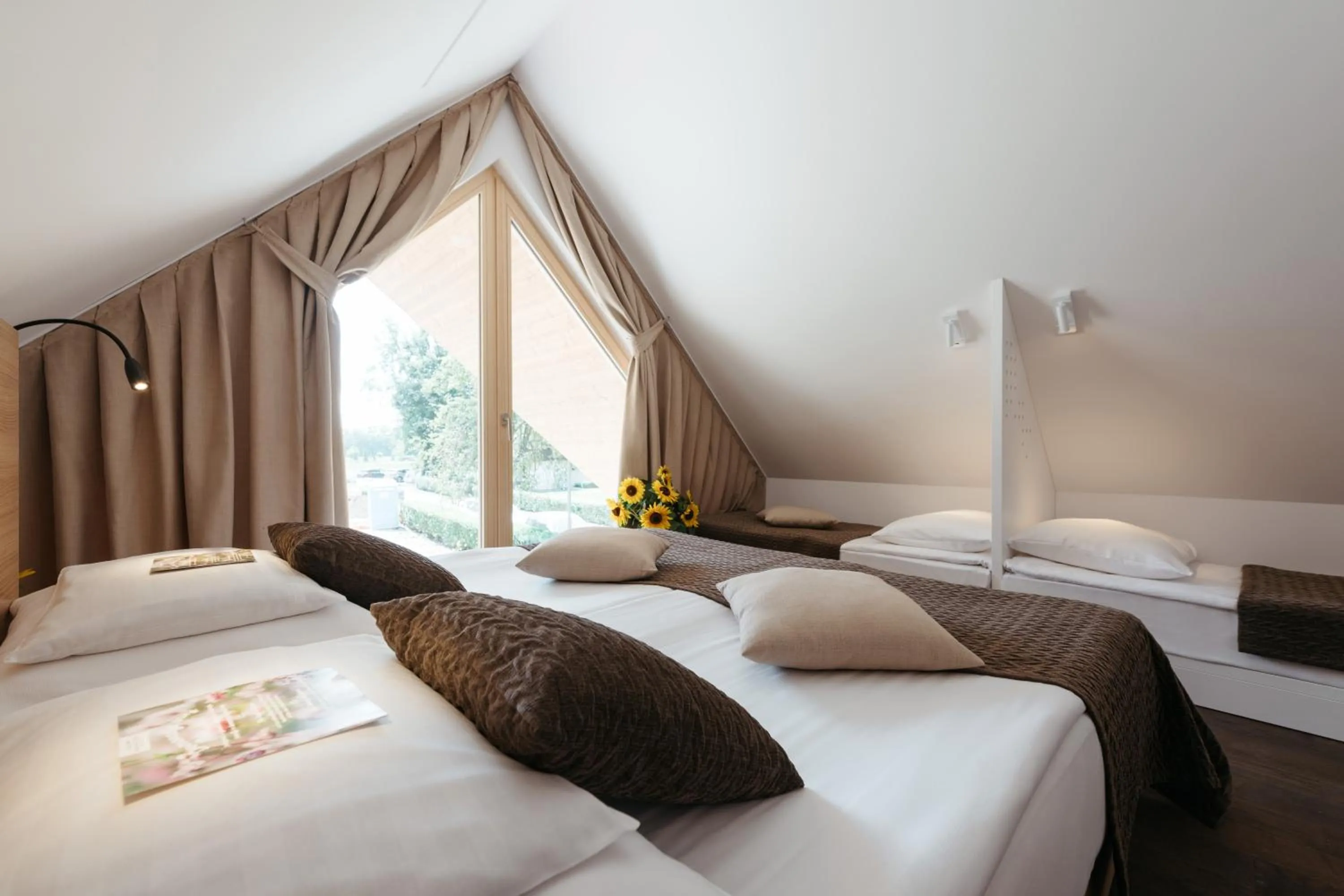 Bedroom, Bed in Hotel Ajda Depandance Prekmurska Vas - Terme 3000 - Sava Hotels & Resorts