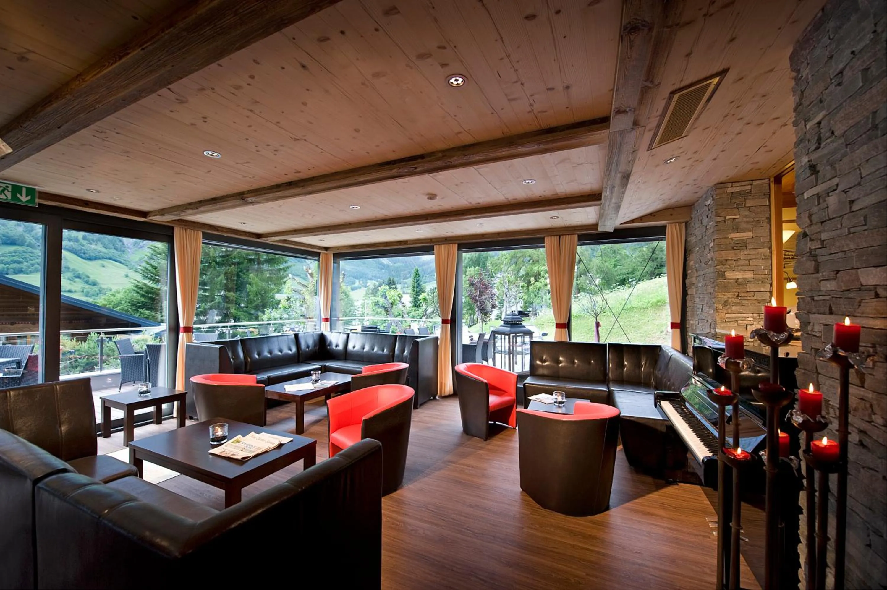 Restaurant/places to eat in Hotel Restaurant Waldhaus