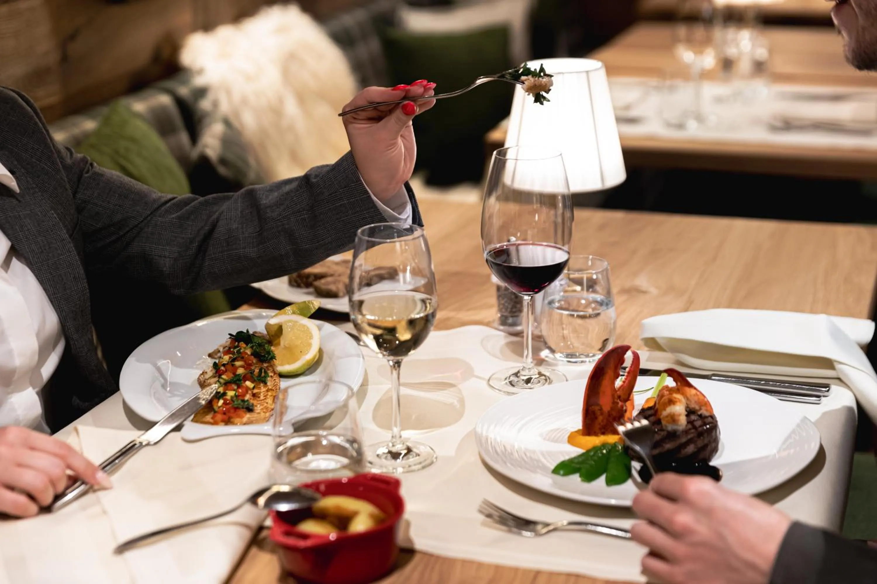 Restaurant/places to eat in Hotel Restaurant Waldhaus