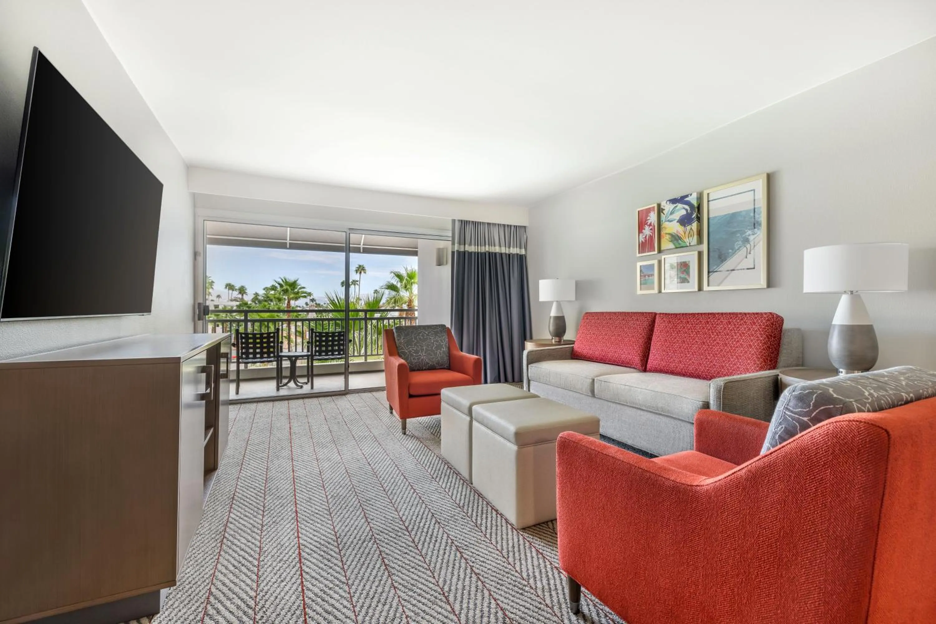 Living room in Hilton Vacation Club Palm Canyon Palm Springs