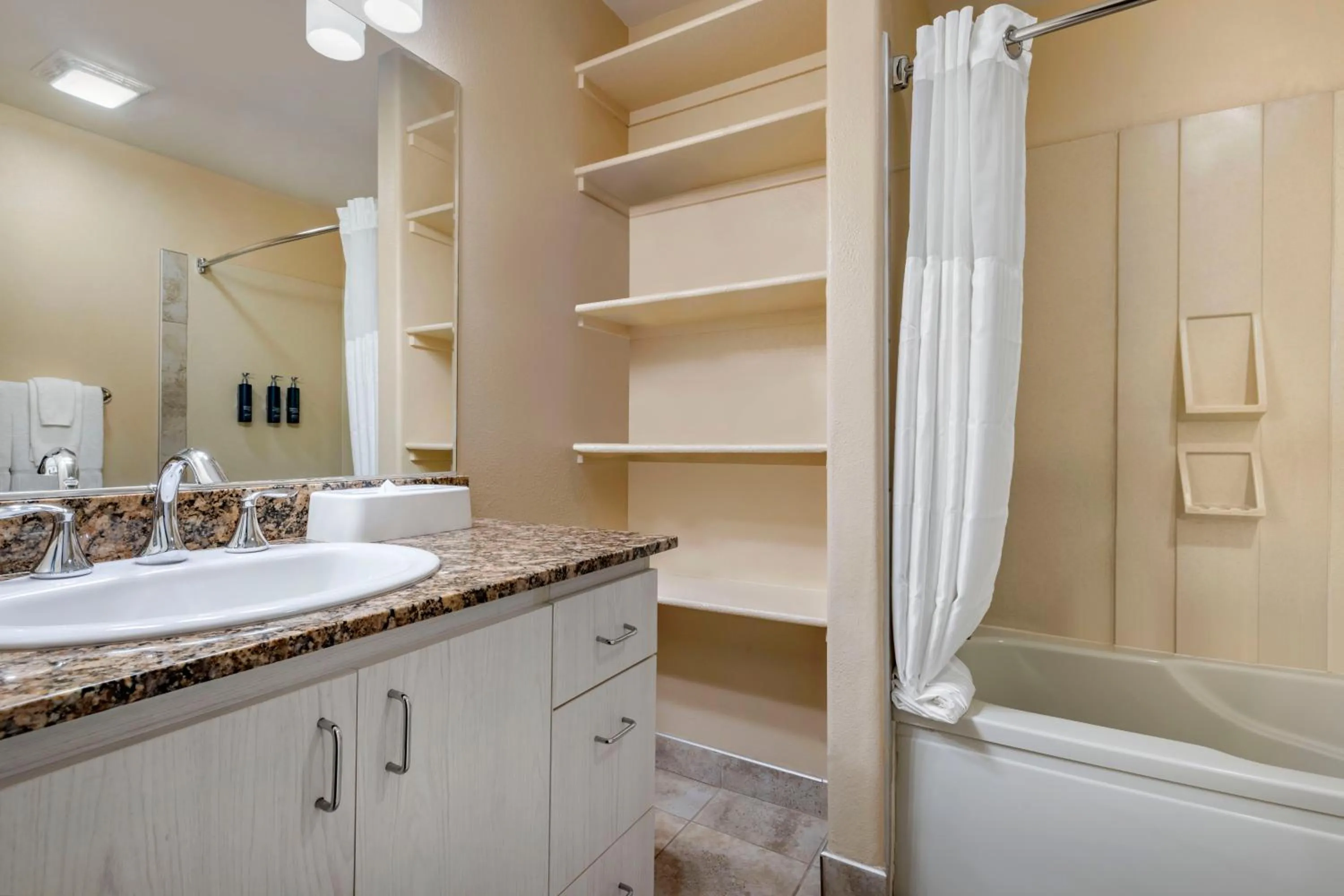 Bathroom in Hilton Vacation Club Palm Canyon Palm Springs