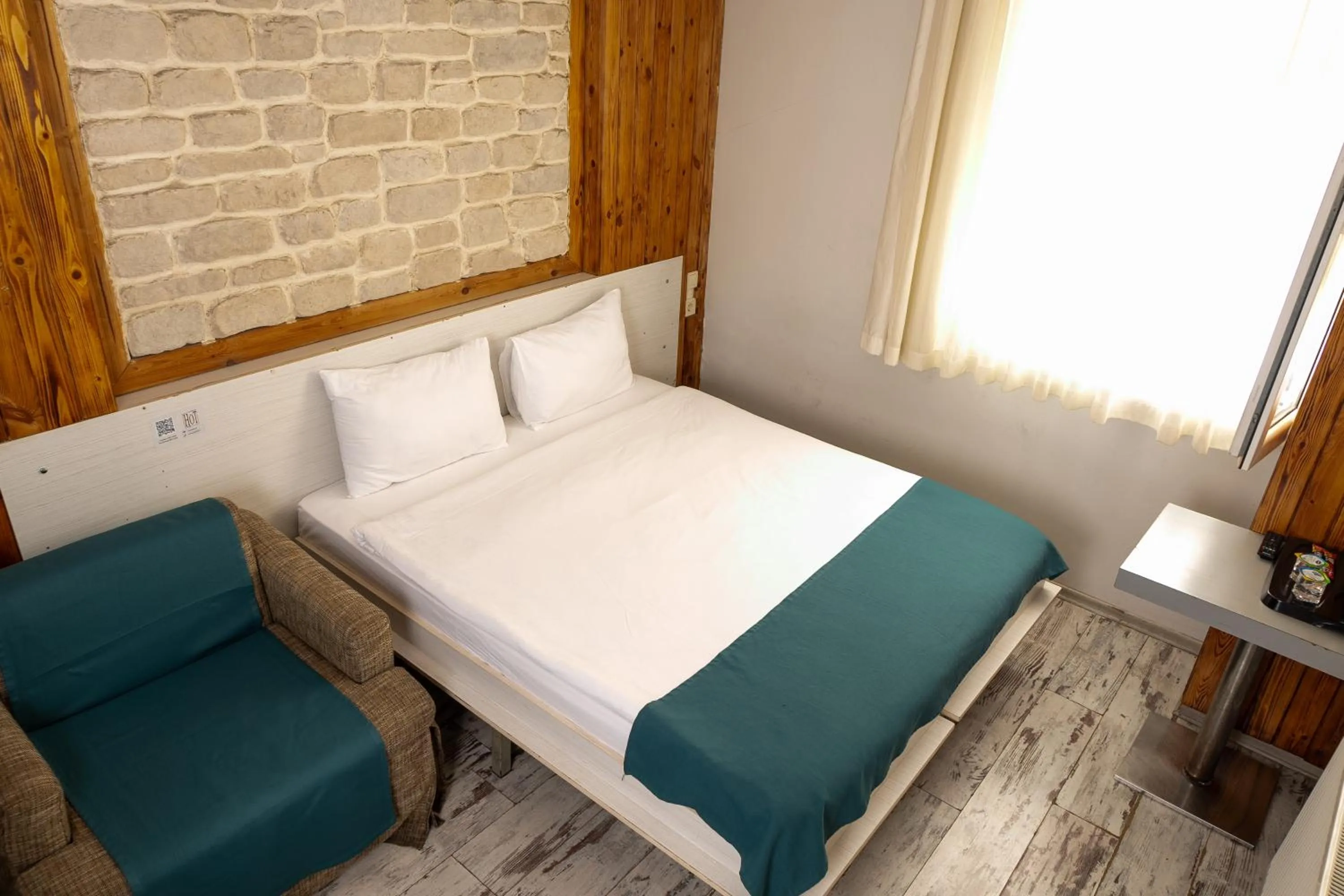 Bed in Hot Budget Ortakoy