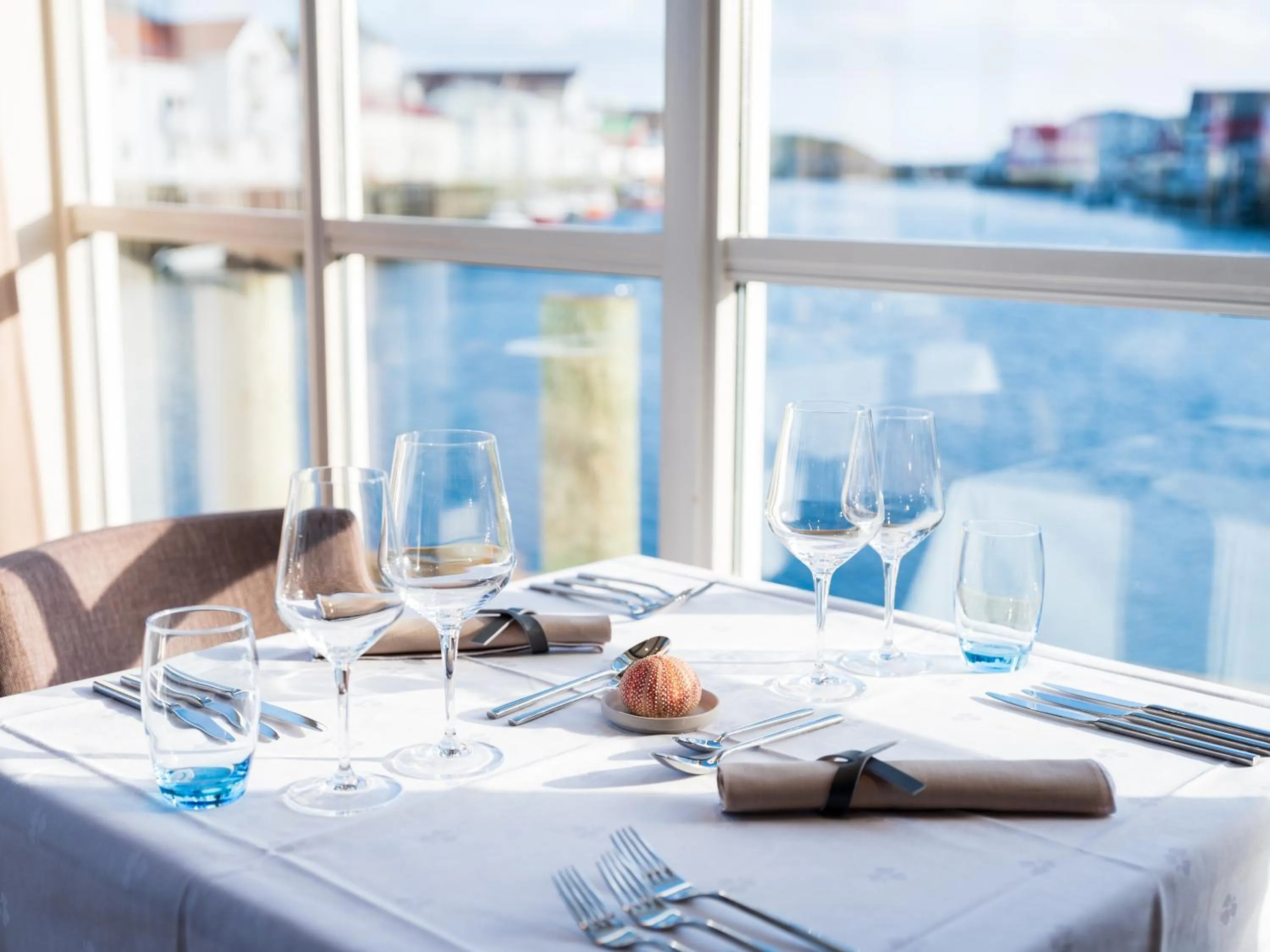 Restaurant/places to eat in Villa Bryggekanten - by Classic Norway Hotels