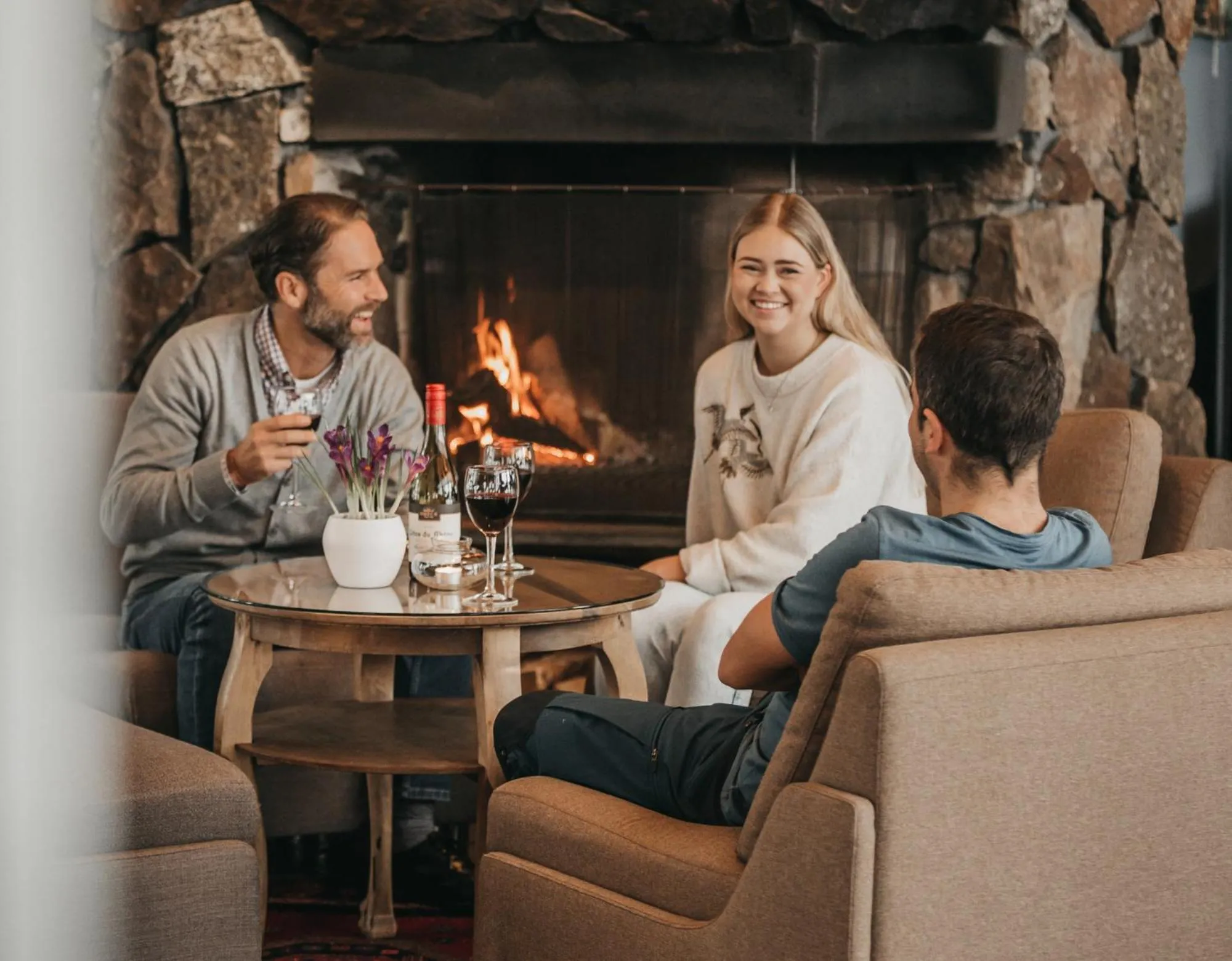 People in Villa Bryggekanten - by Classic Norway Hotels