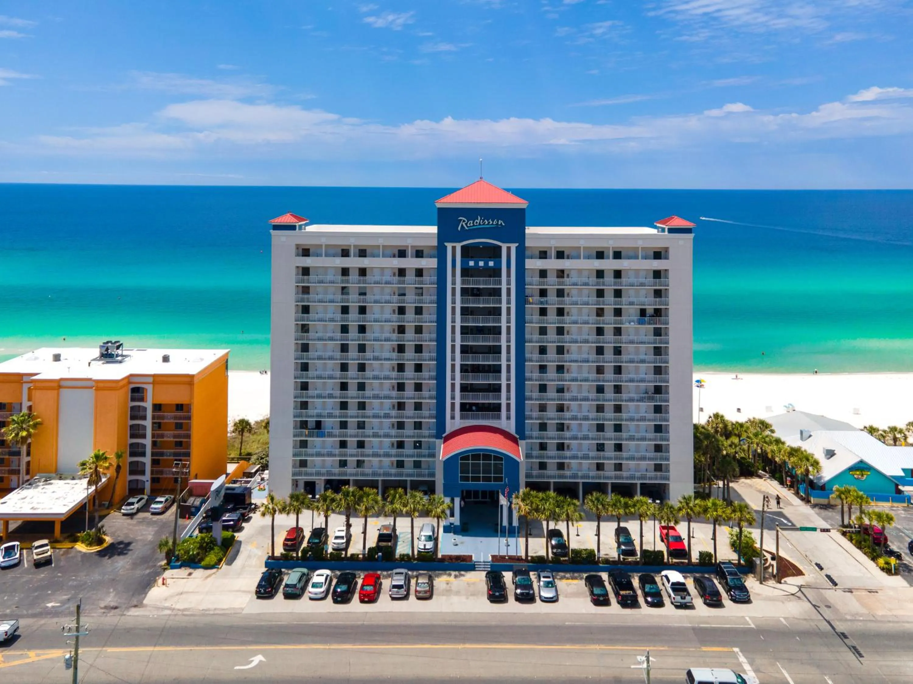 Property building in Radisson Beachfront Hotel - Panama City Beach