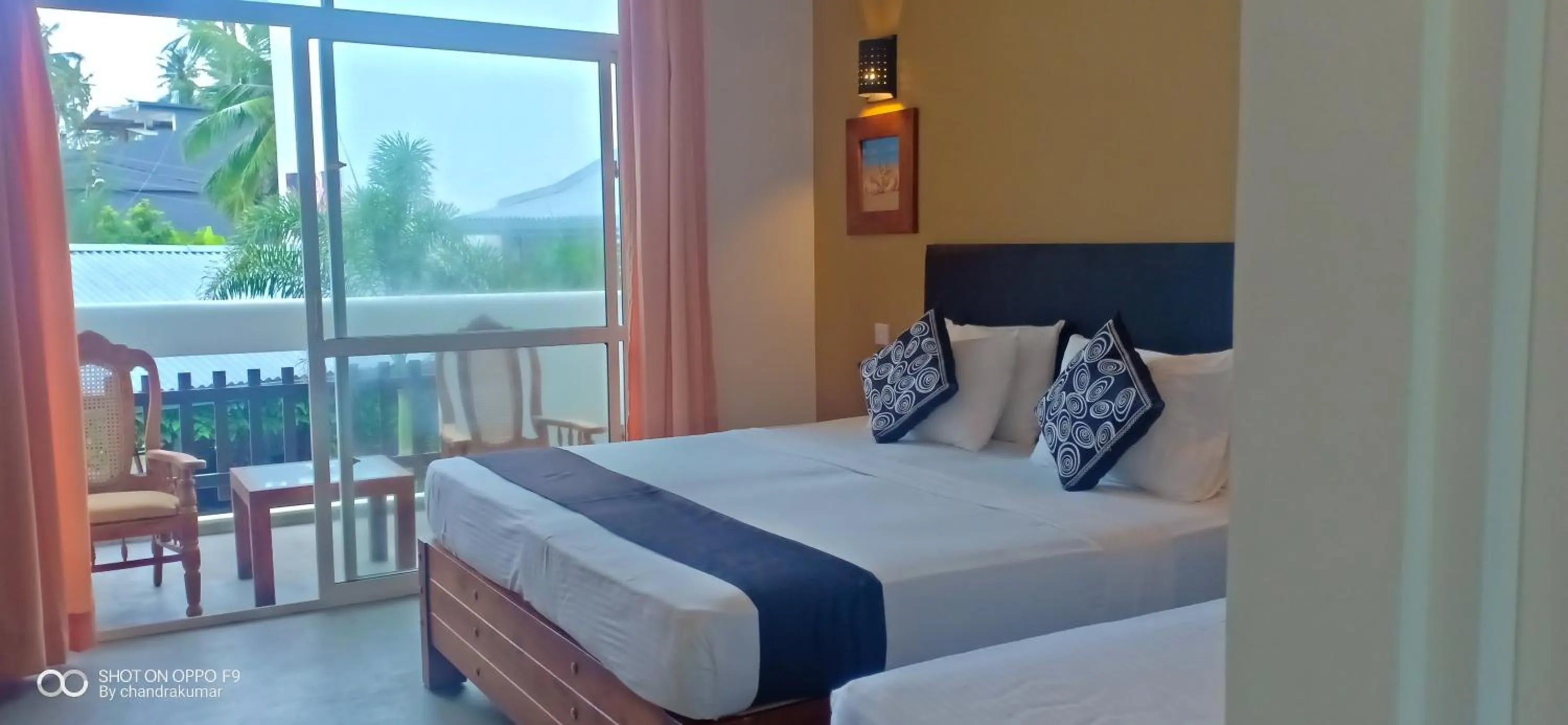 Bed in Nil Diya Beach Resort