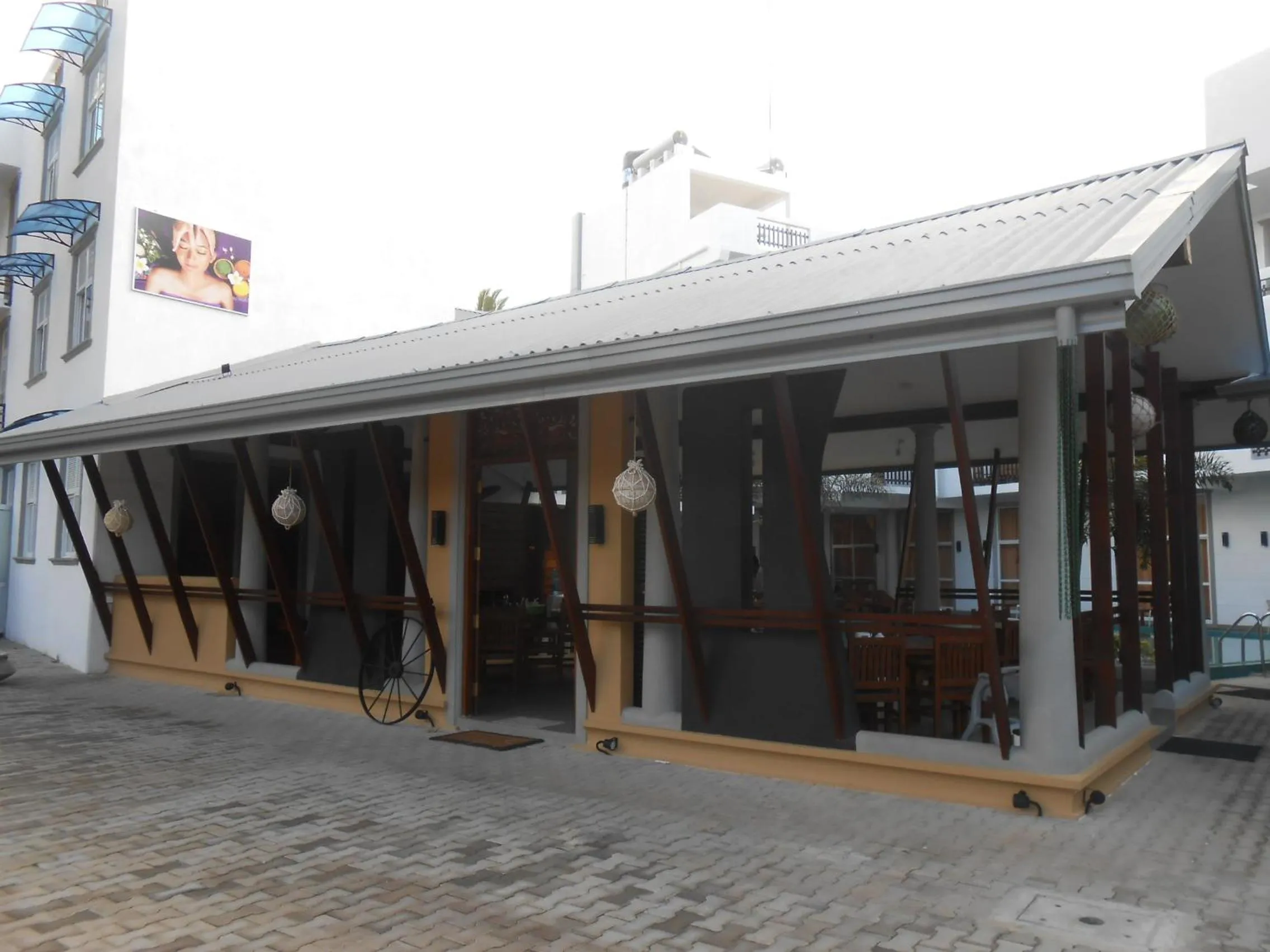 Property building in Nil Diya Beach Resort