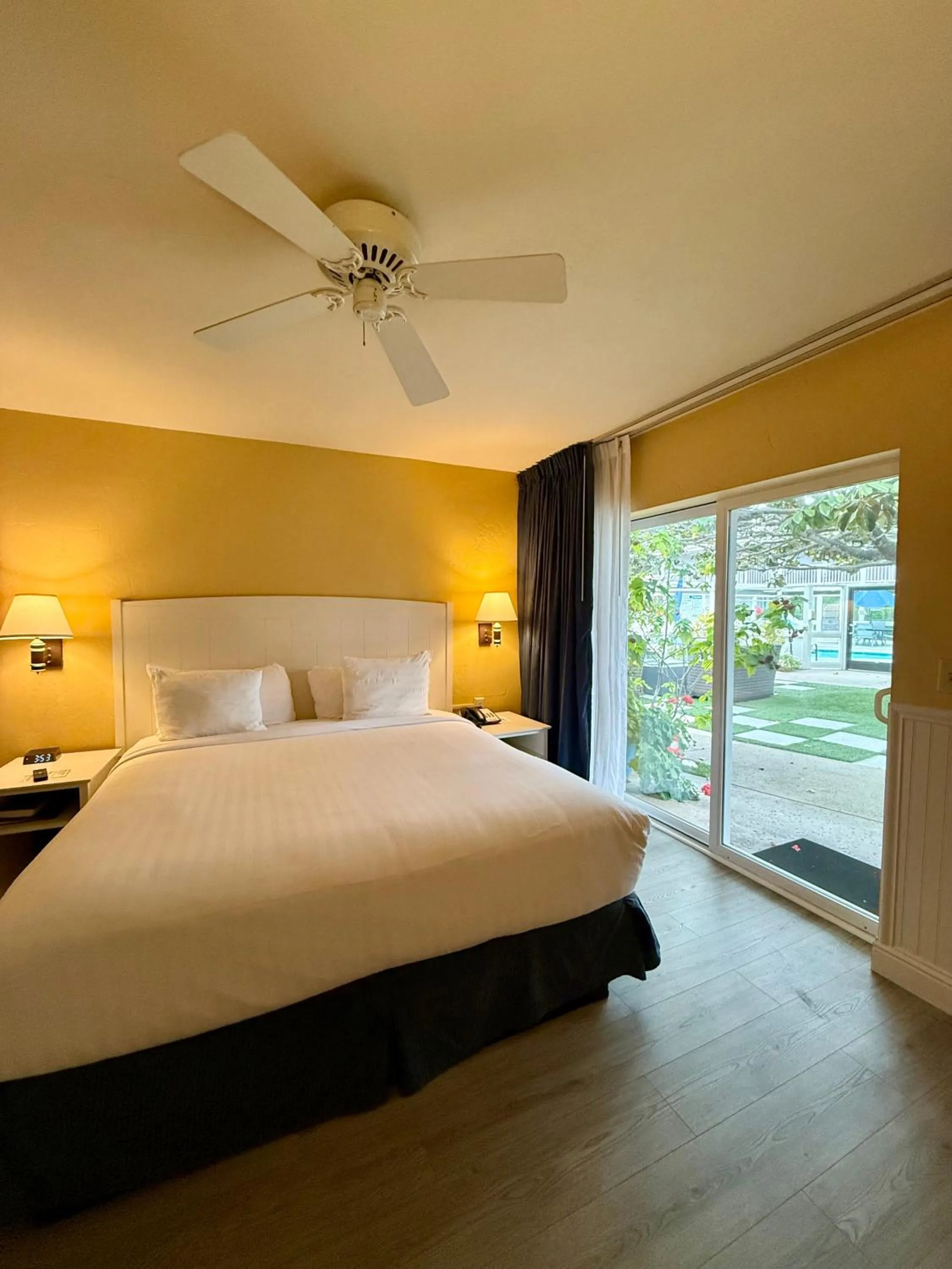 Bed in Monterey Bay Lodge