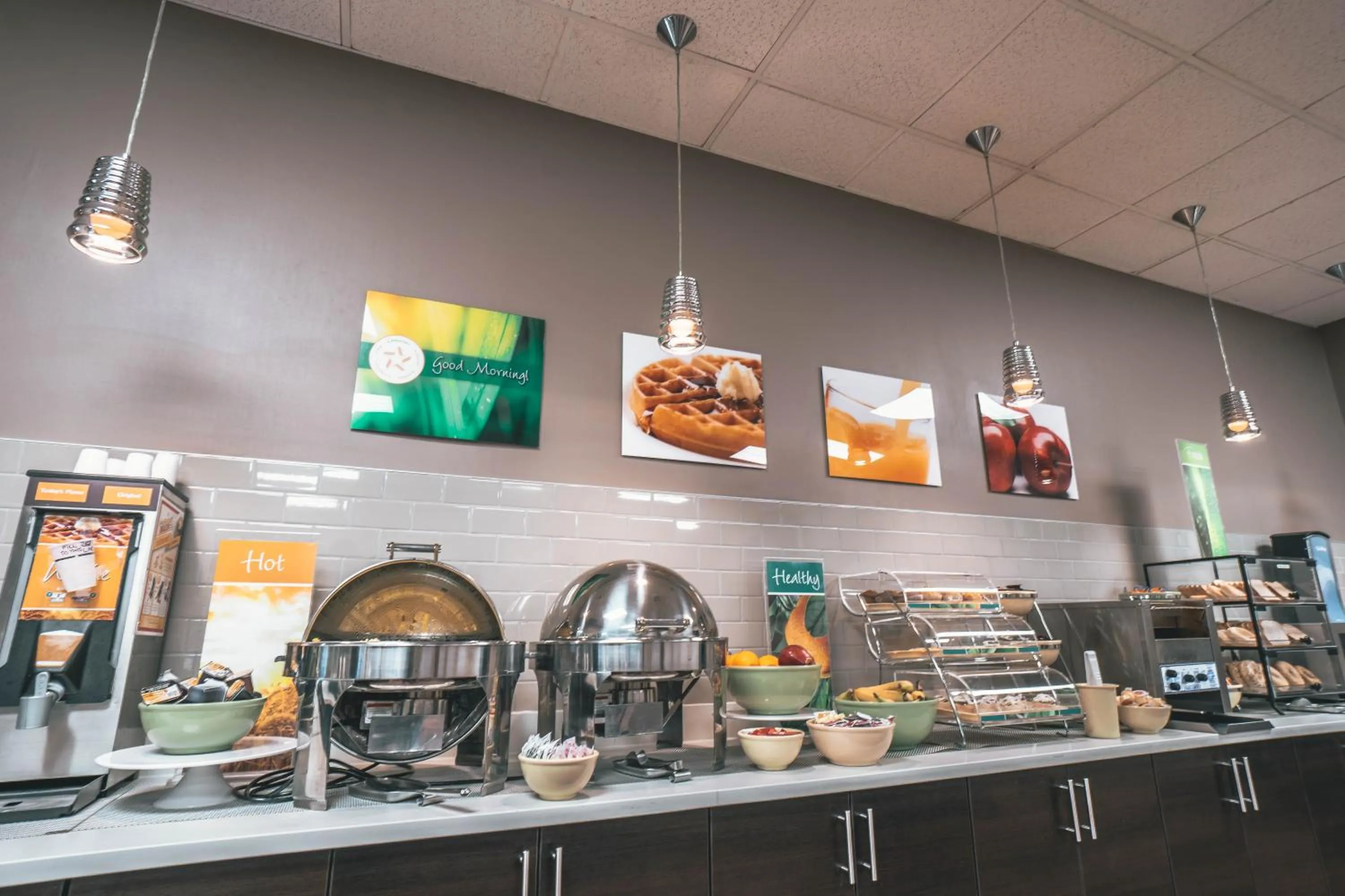 Breakfast in Quality Inn & Suites