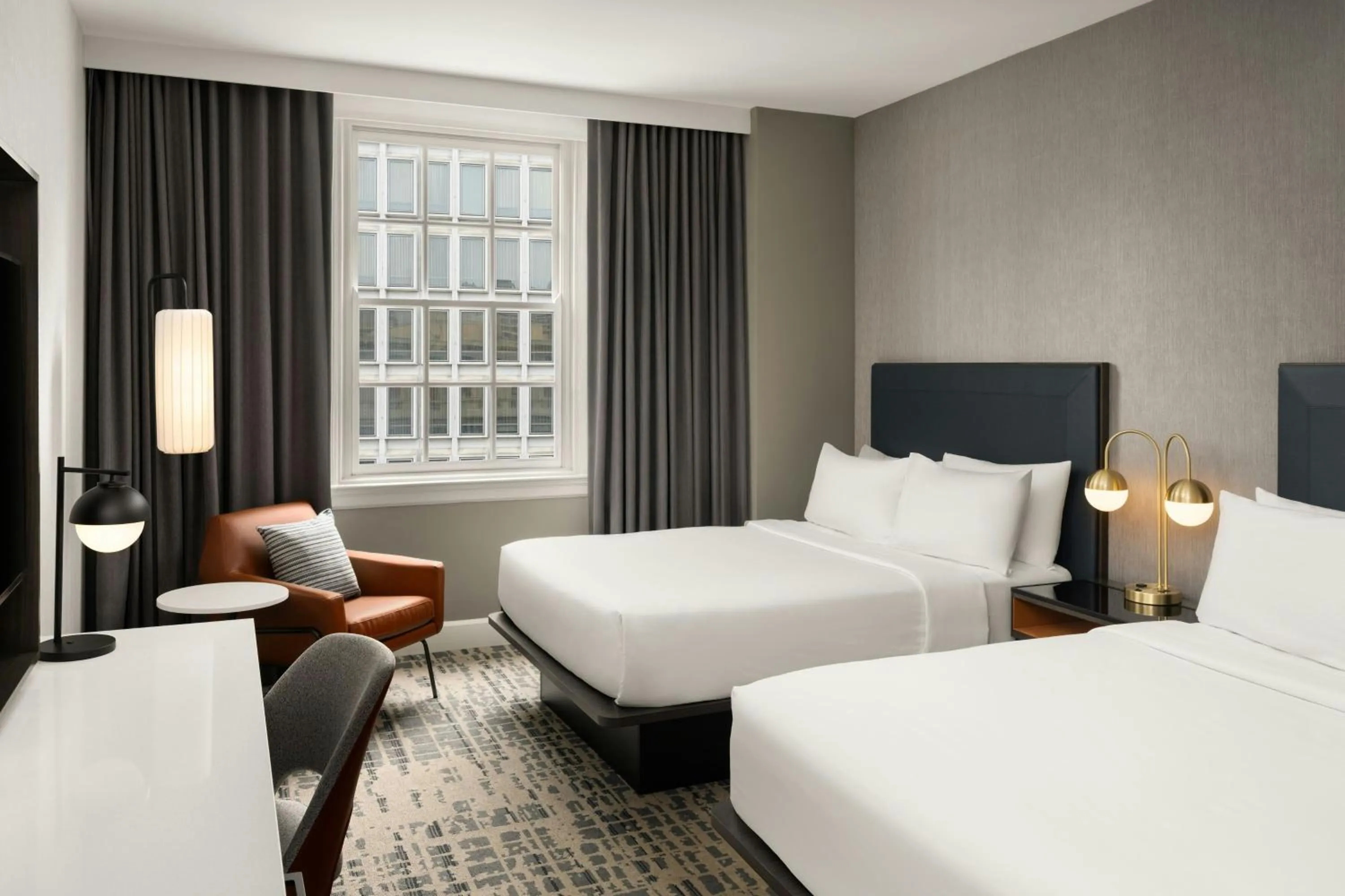 Photo of the whole room, Bed in Courtyard by Marriott Philadelphia Downtown