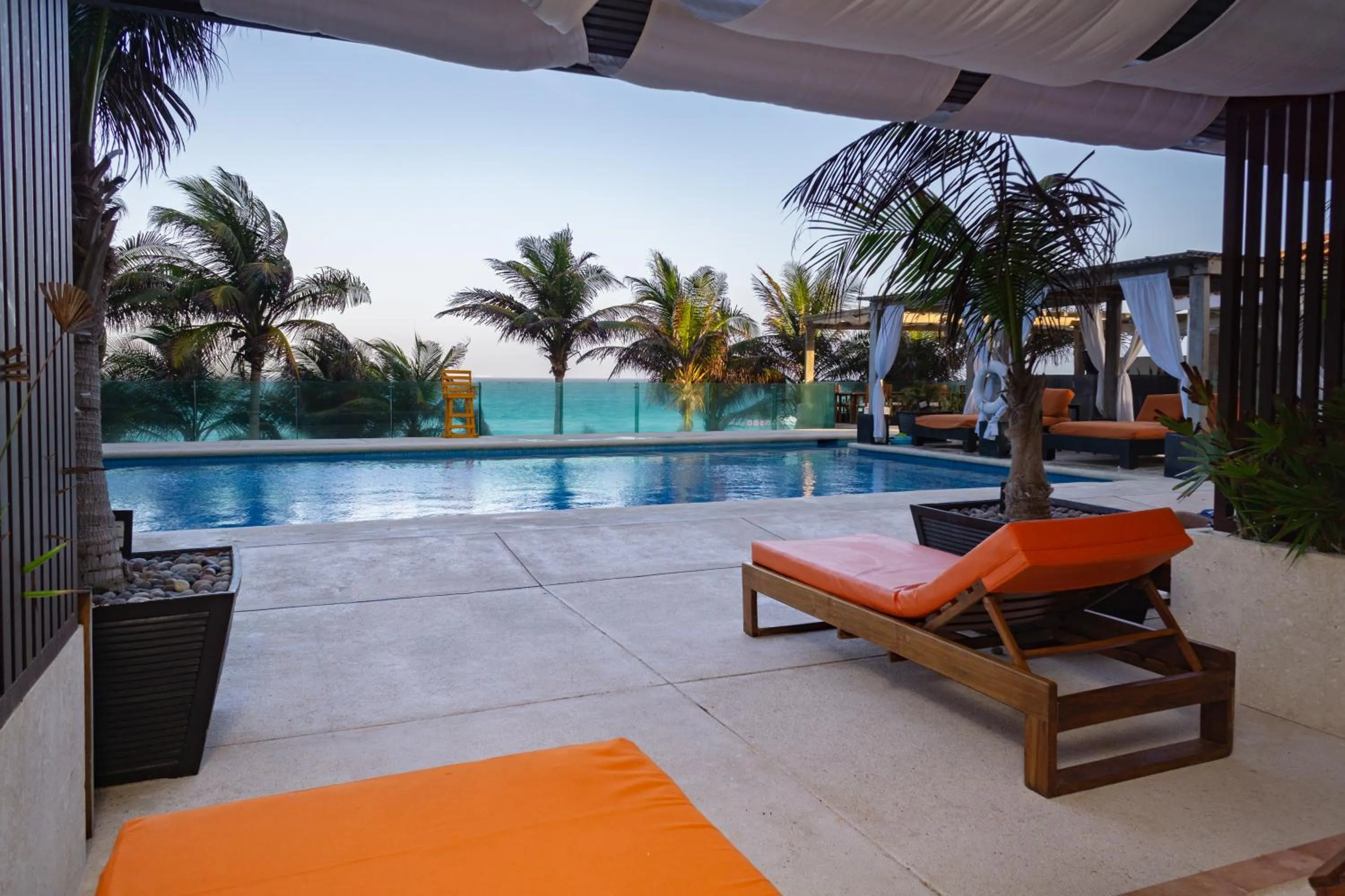 Pool view in Flamingo Cancun All Inclusive