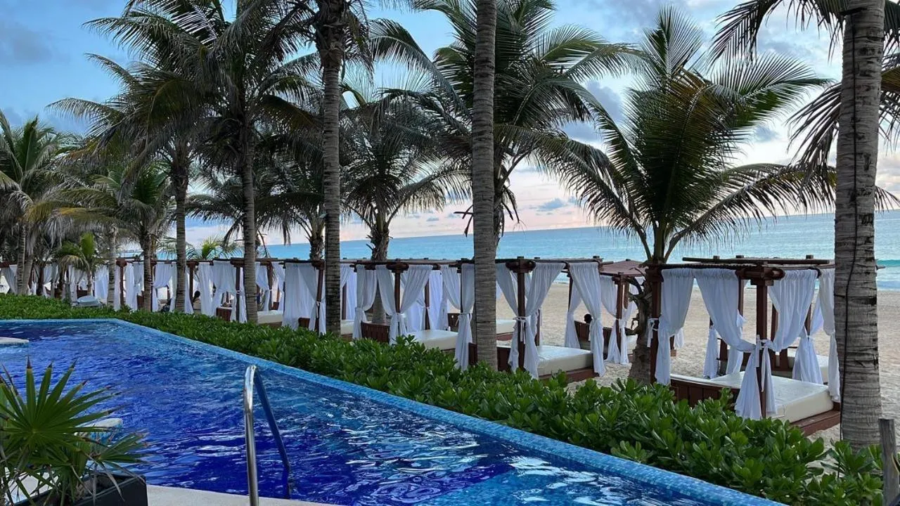 Flamingo Cancun All Inclusive