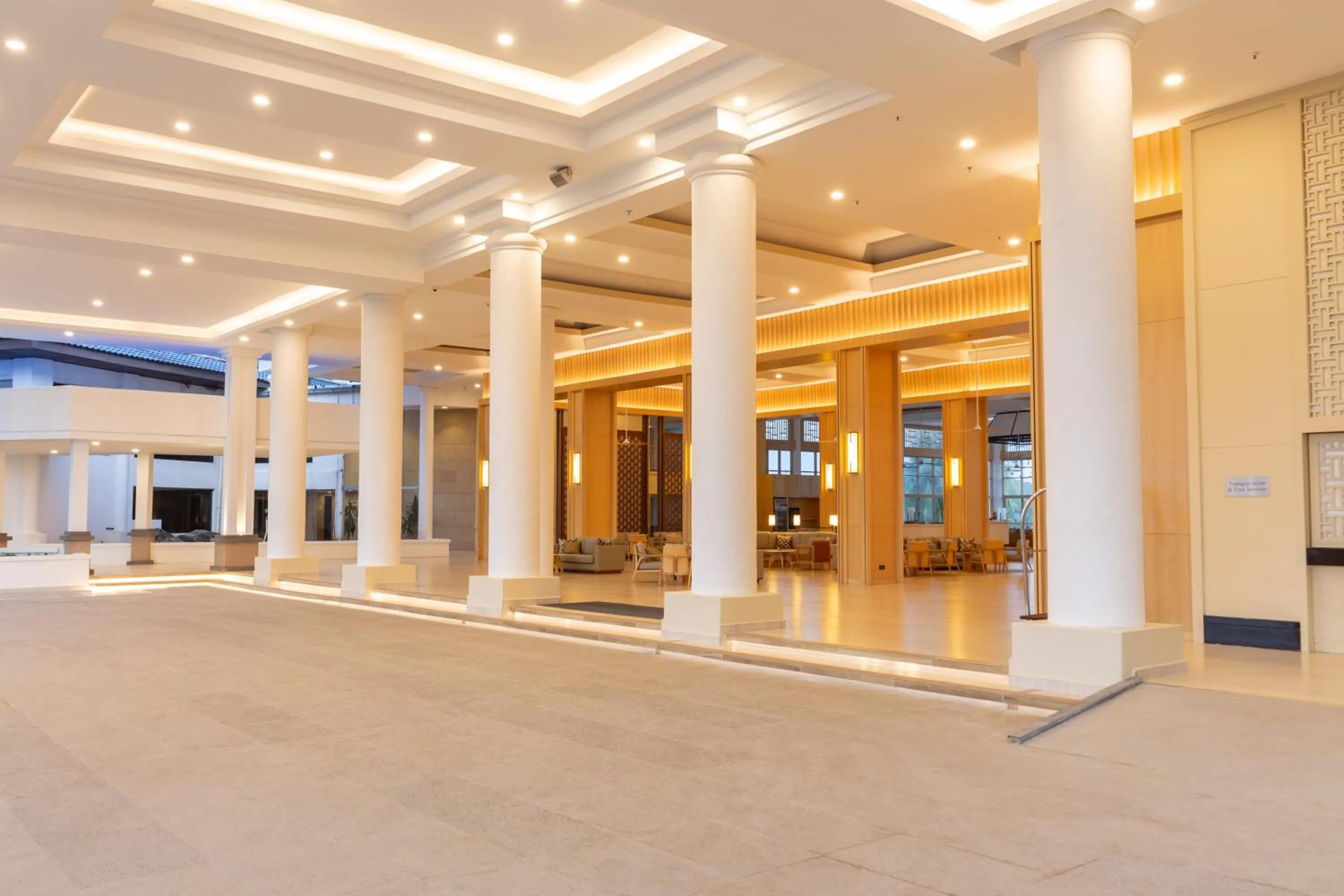 Lobby or reception in Glenmarie Hotel and Golf Resort