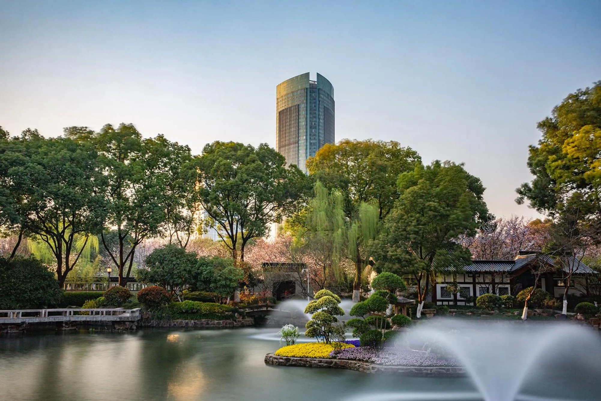 Property building in Crowne Plaza Wuxi City Center