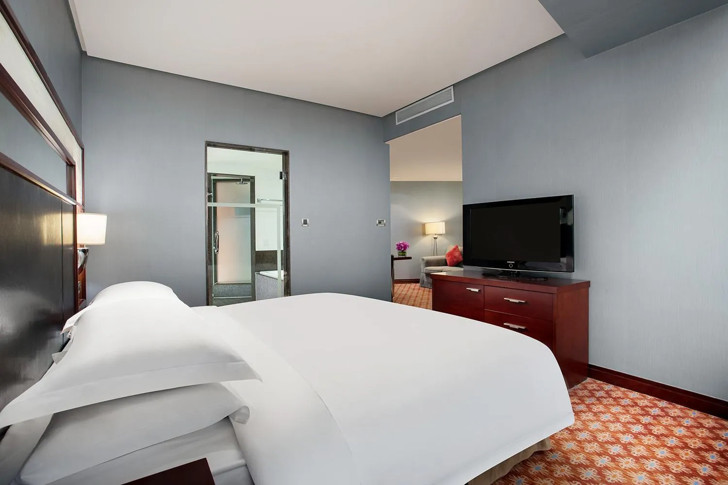 Property building, Bed in Crowne Plaza Wuxi City Center