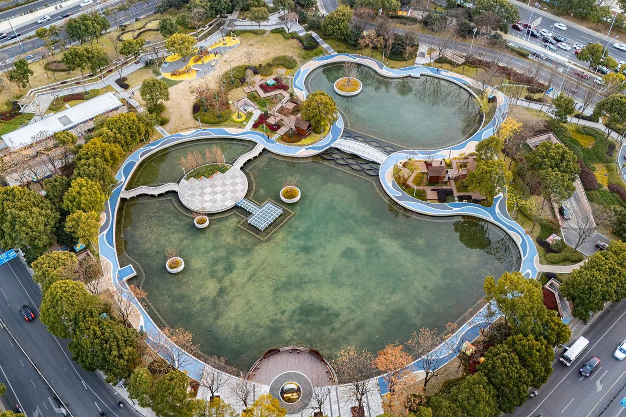 Property building in Crowne Plaza Wuxi City Center