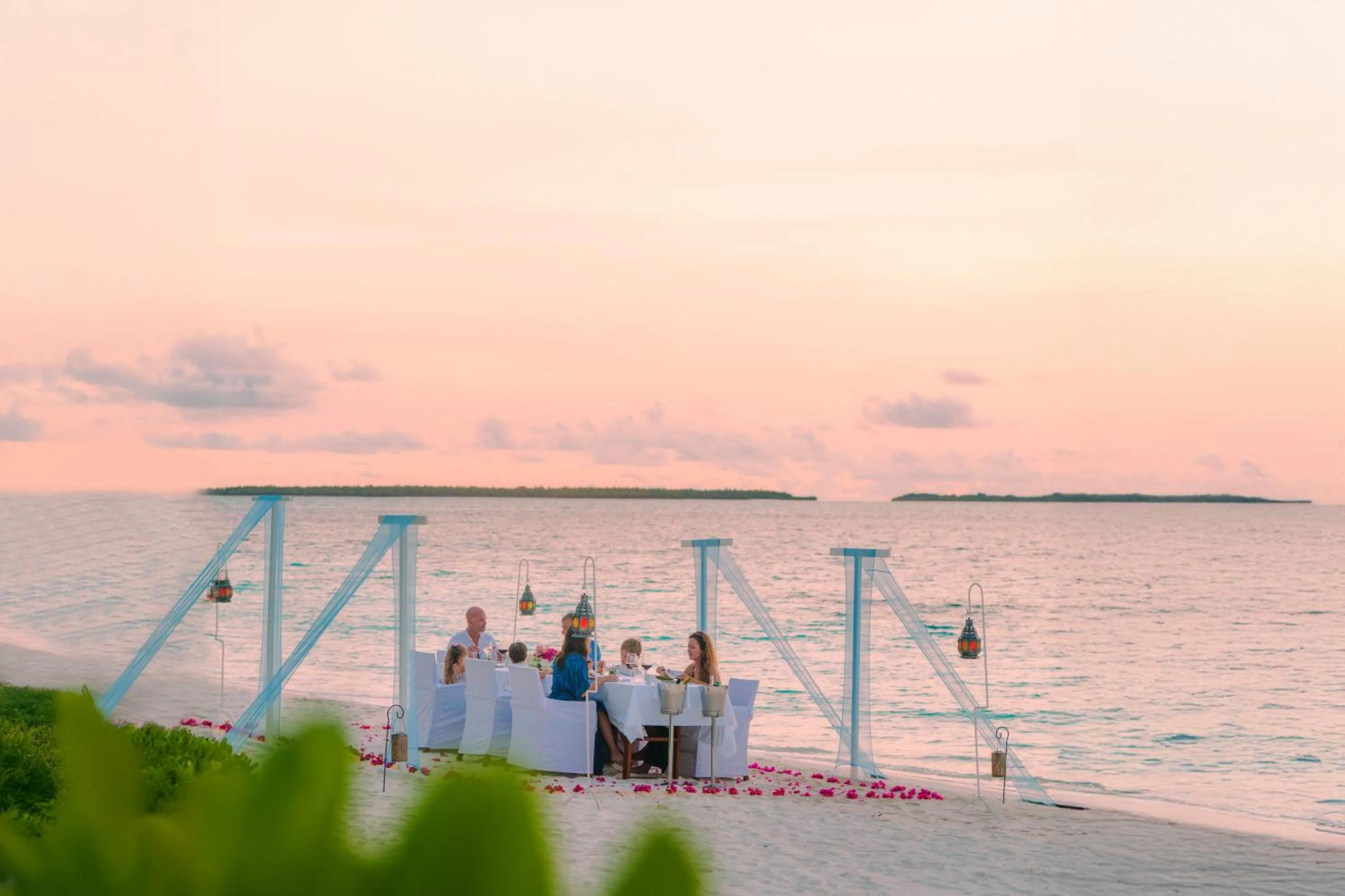 Restaurant/places to eat in Hideaway Beach Resort & Spa - FREE SHARED CHARTER FLIGHT for two on stays of 7 or more nights from September 2025 until 23rd December 2026