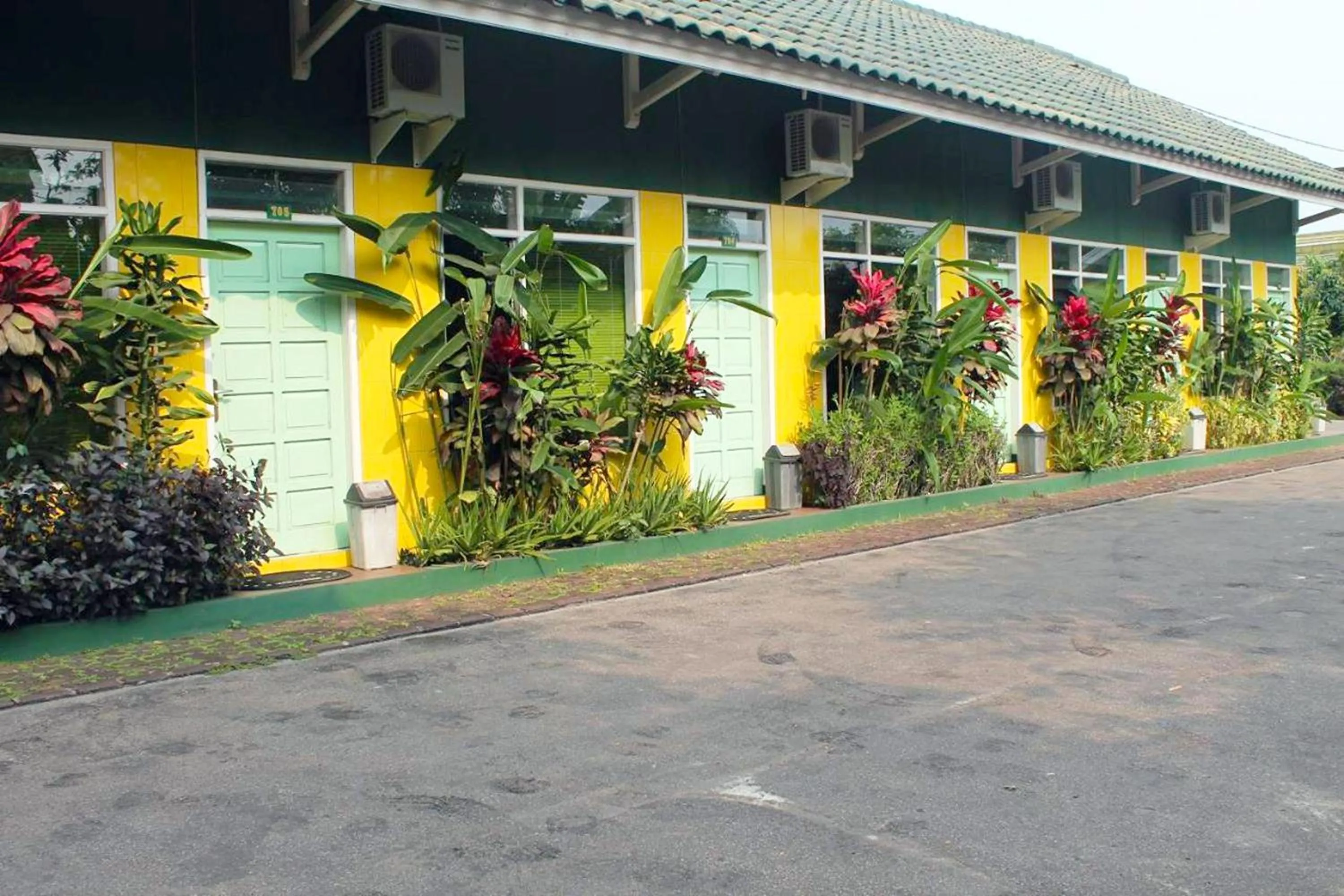 Property building in Hotel Antik