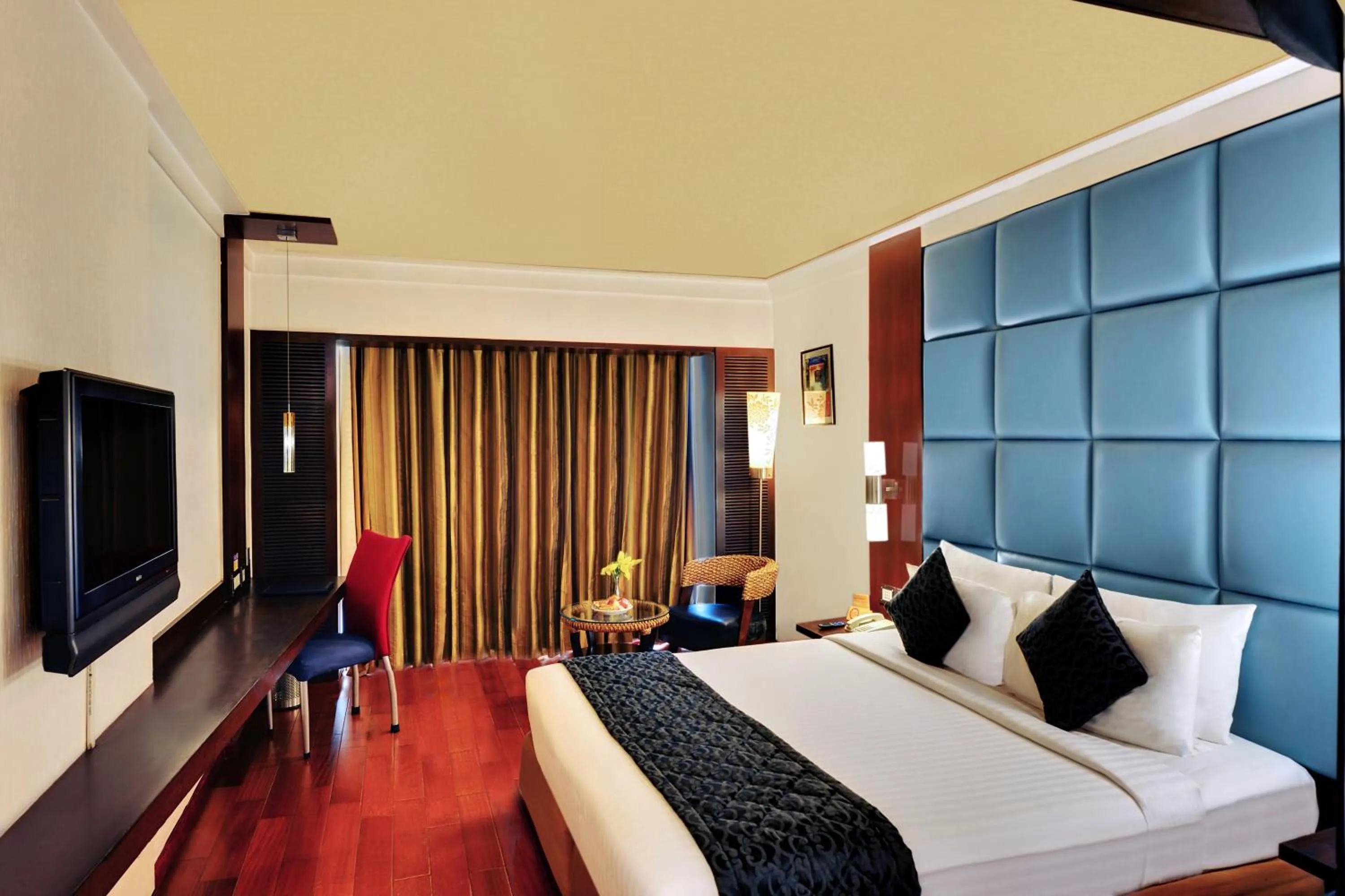 Bedroom, Bed in Iris The Business Hotel