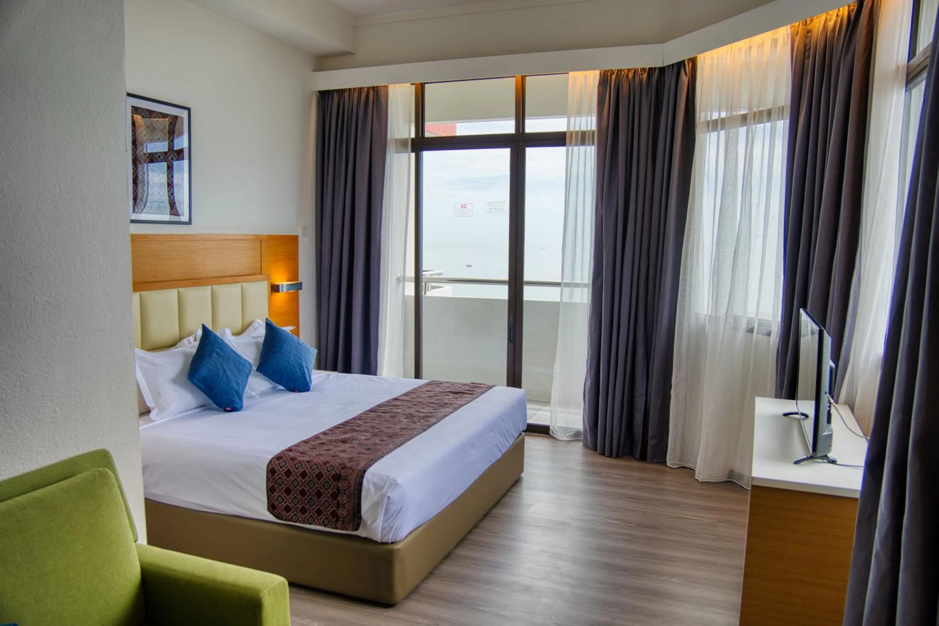 Bed in Hotel Sentral Seaview @ ​Beachfront