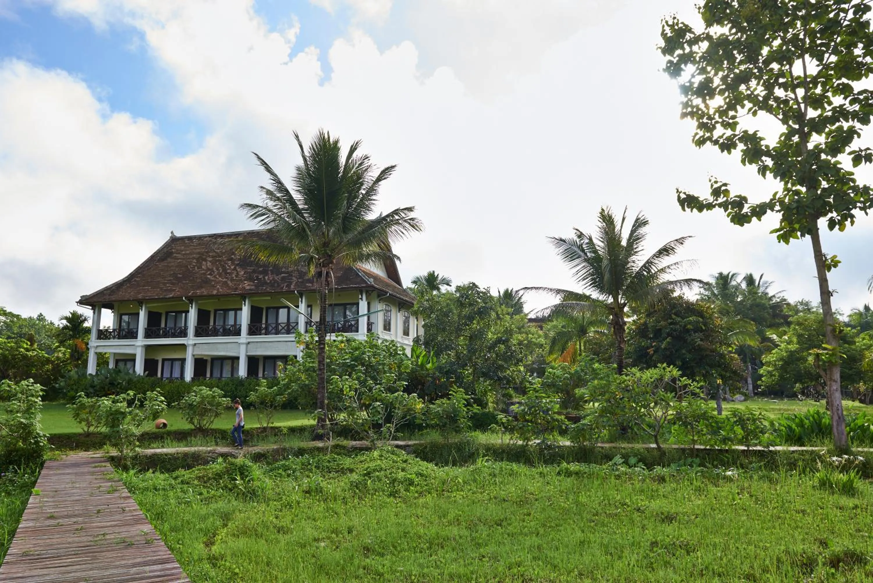 Garden in Santi Resort & Spa