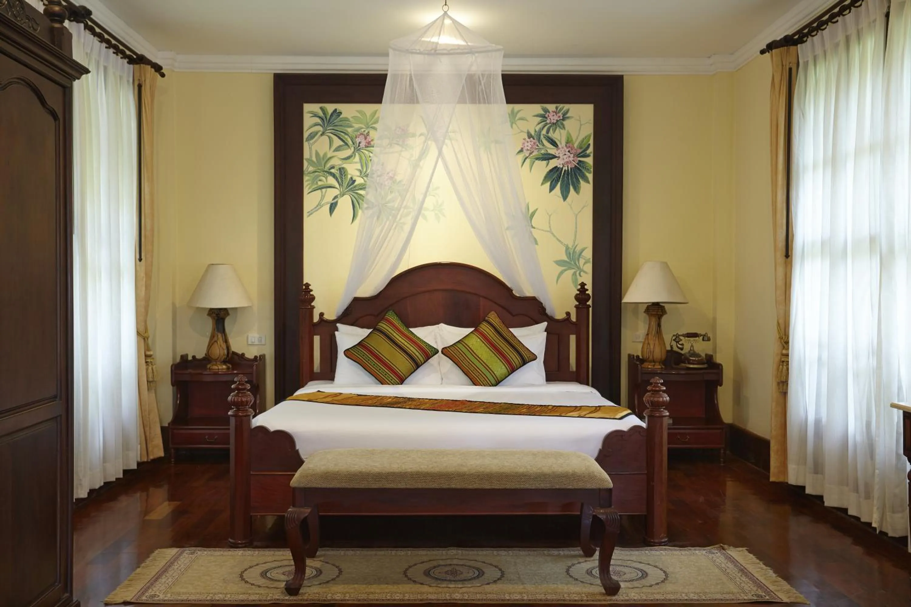 Bed in Santi Resort & Spa