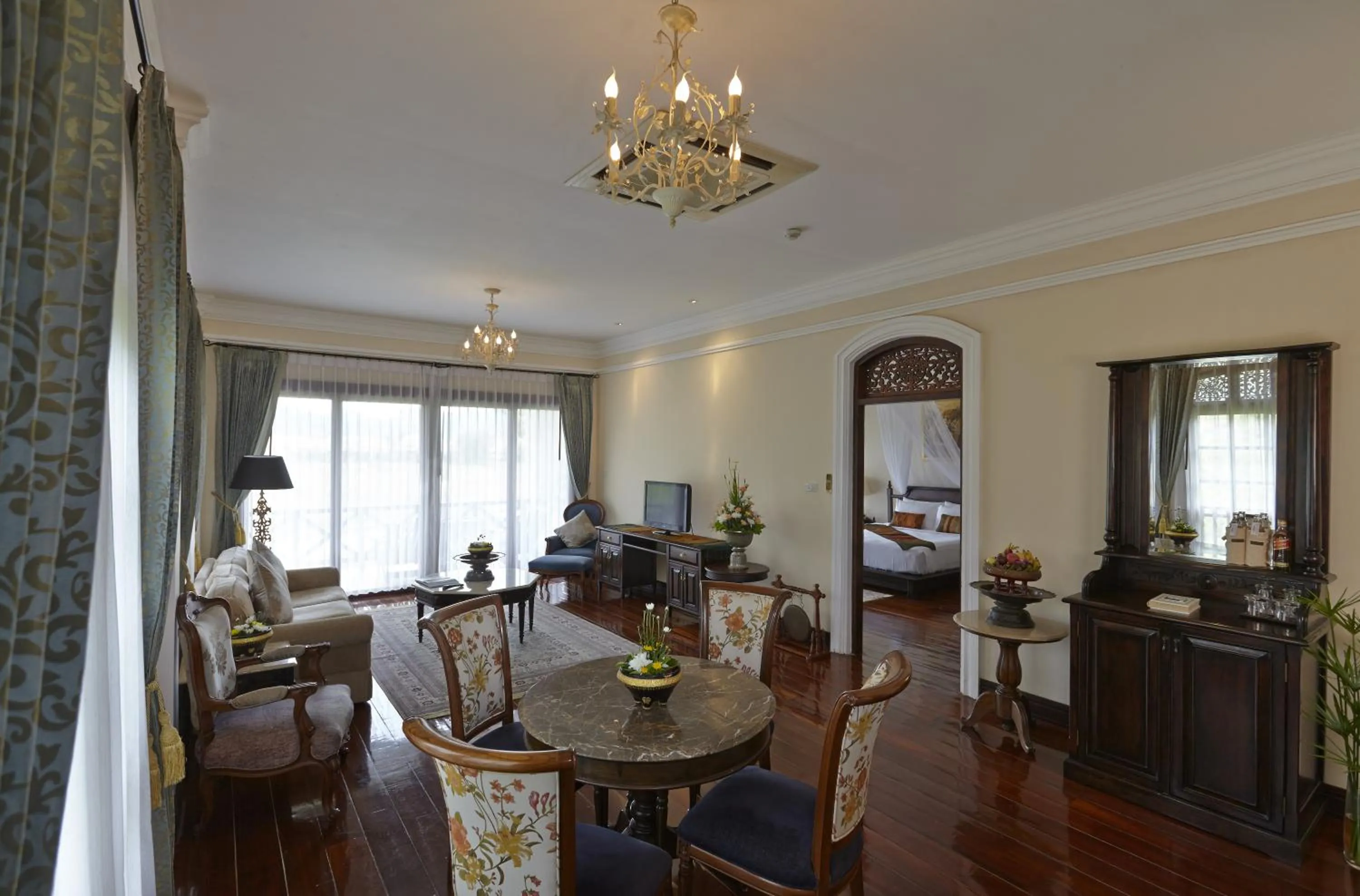 Day in Santi Resort & Spa