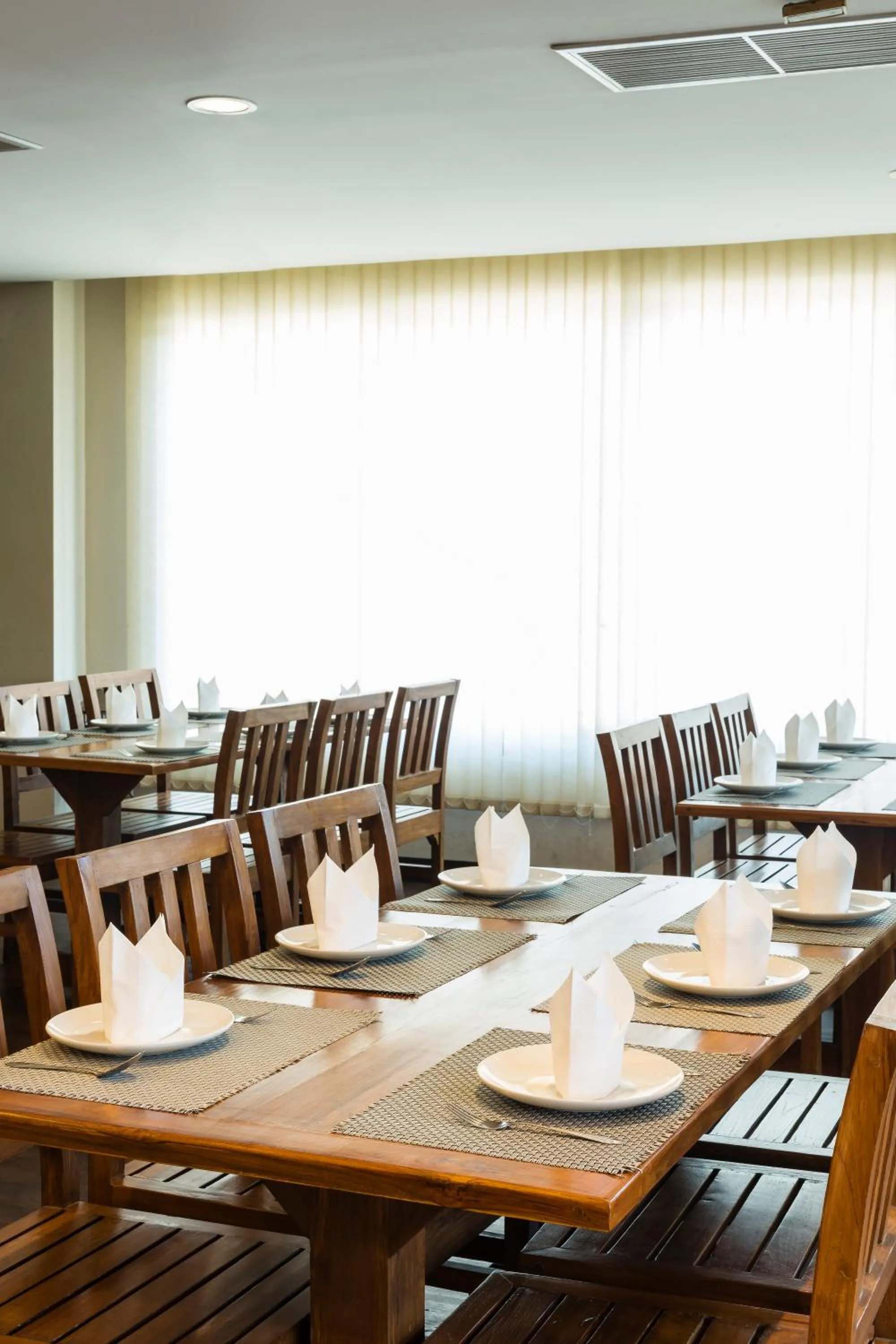 Dining area in Asia Hotels Group (Poonpetch Chiangmai)