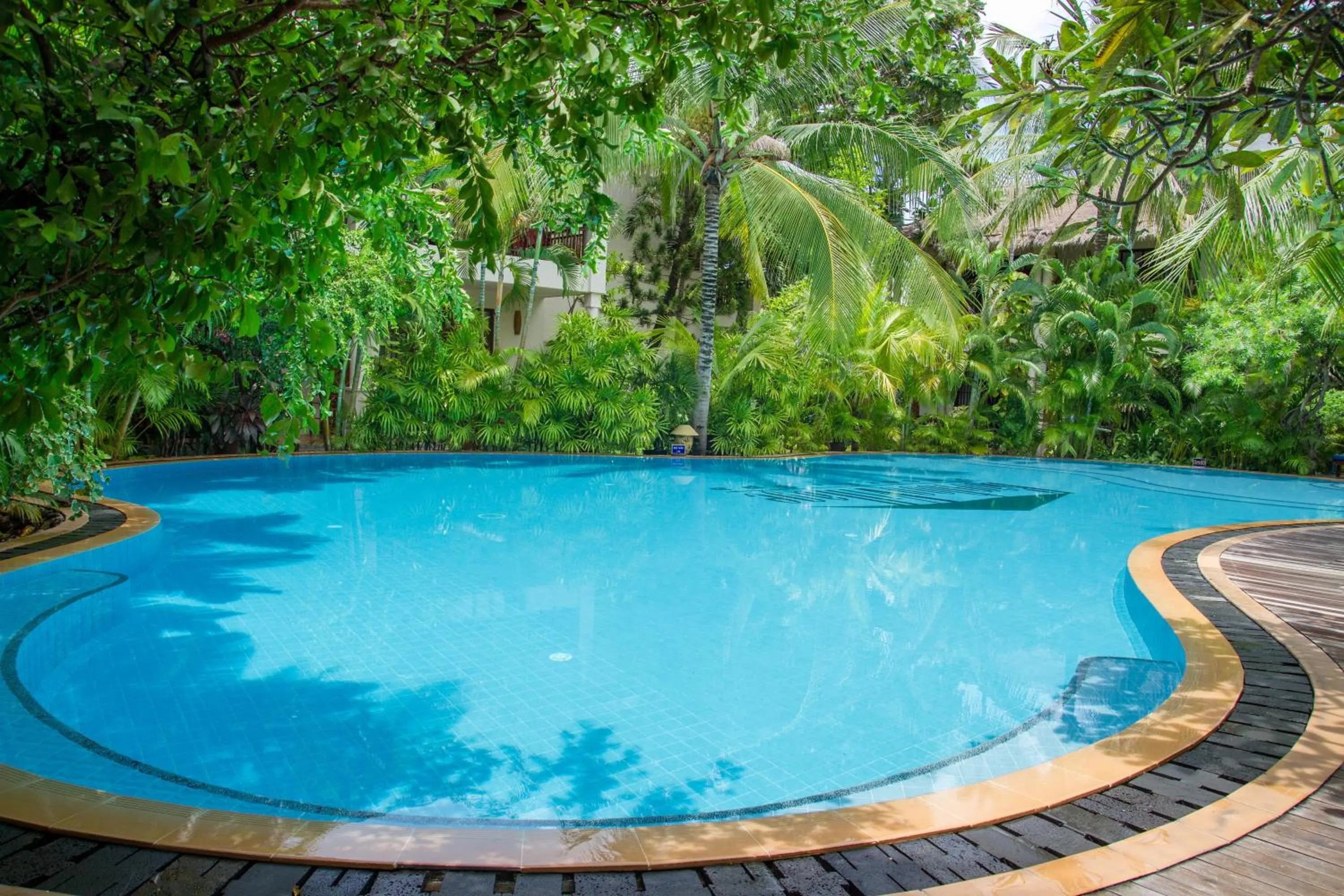 Swimming pool in Bamboo Village Beach Resort & Spa